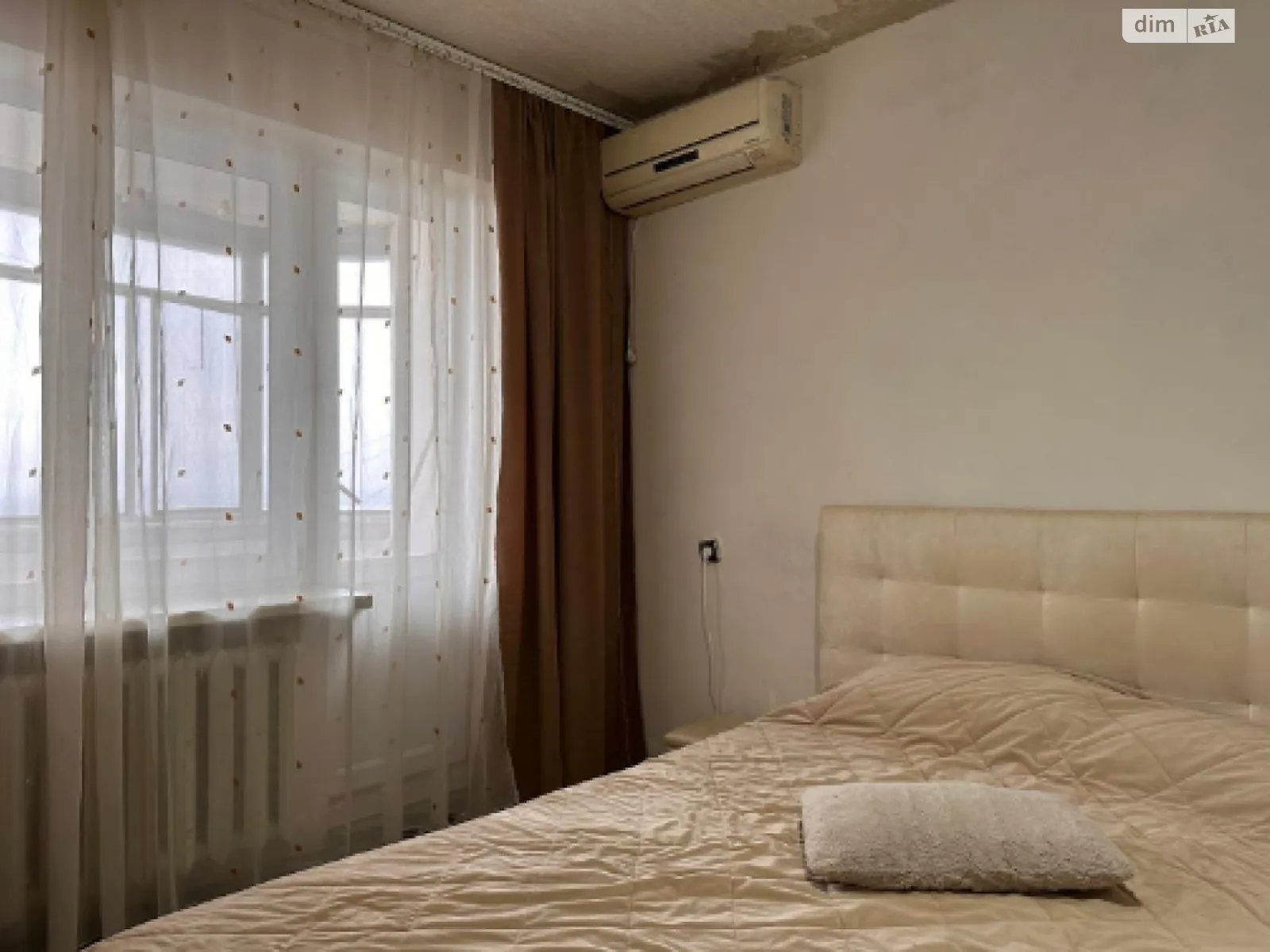 Продается 3-комнатная квартира 70 кв. м в Днепре, ул. Малиновского Маршала