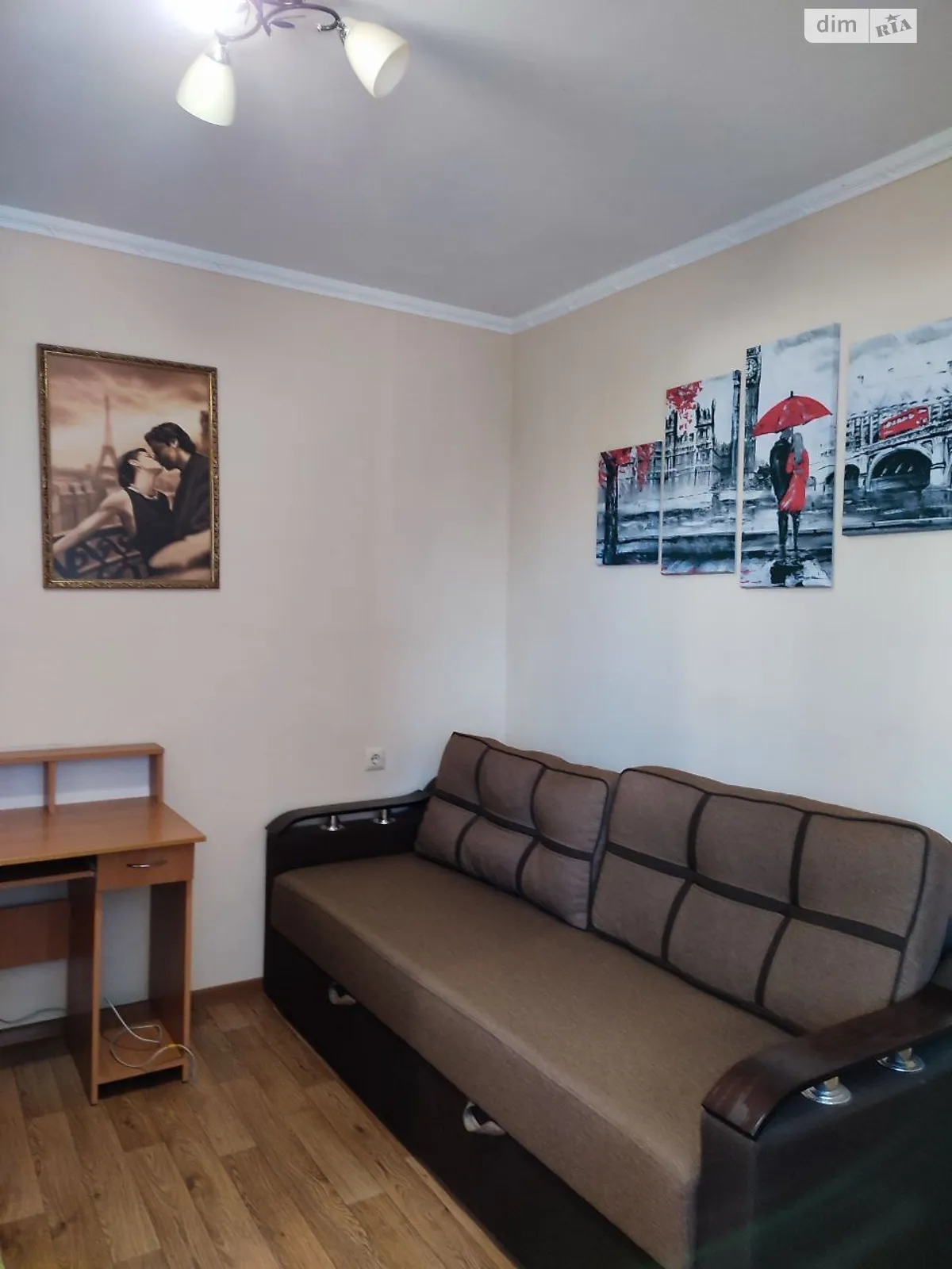 Продается 2-комнатная квартира 54 кв. м в Николаеве, ул. Озерная, 11Б