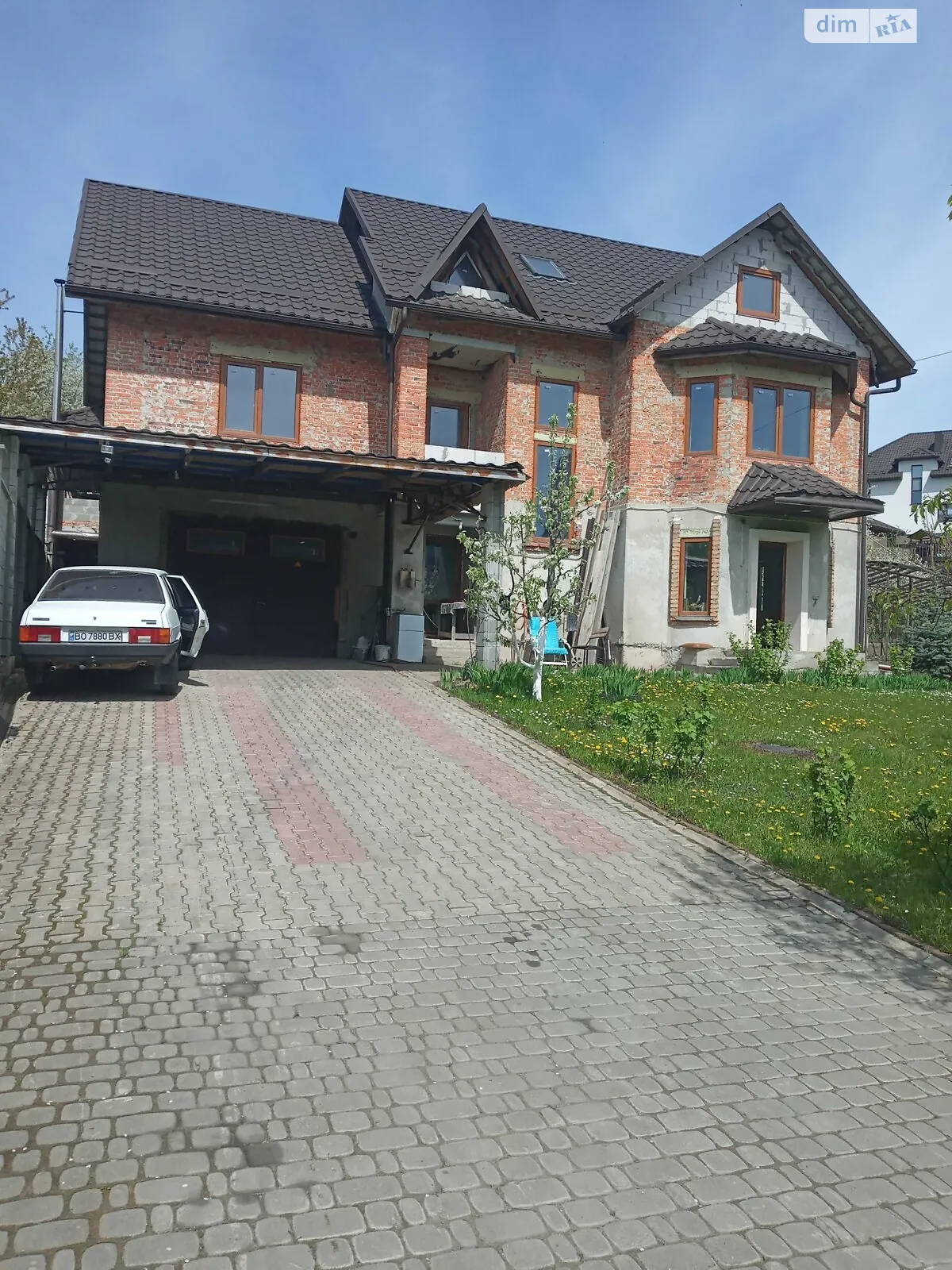 Продається будинок 2 поверховий 190 кв. м з гаражем, цена: 77000 $