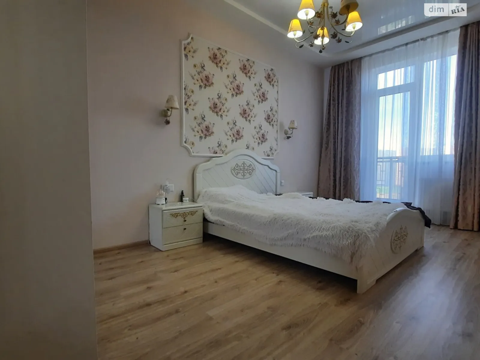 Продається 2-кімнатна квартира 62 кв. м у Одесі, вул. Перлинна - фото 1