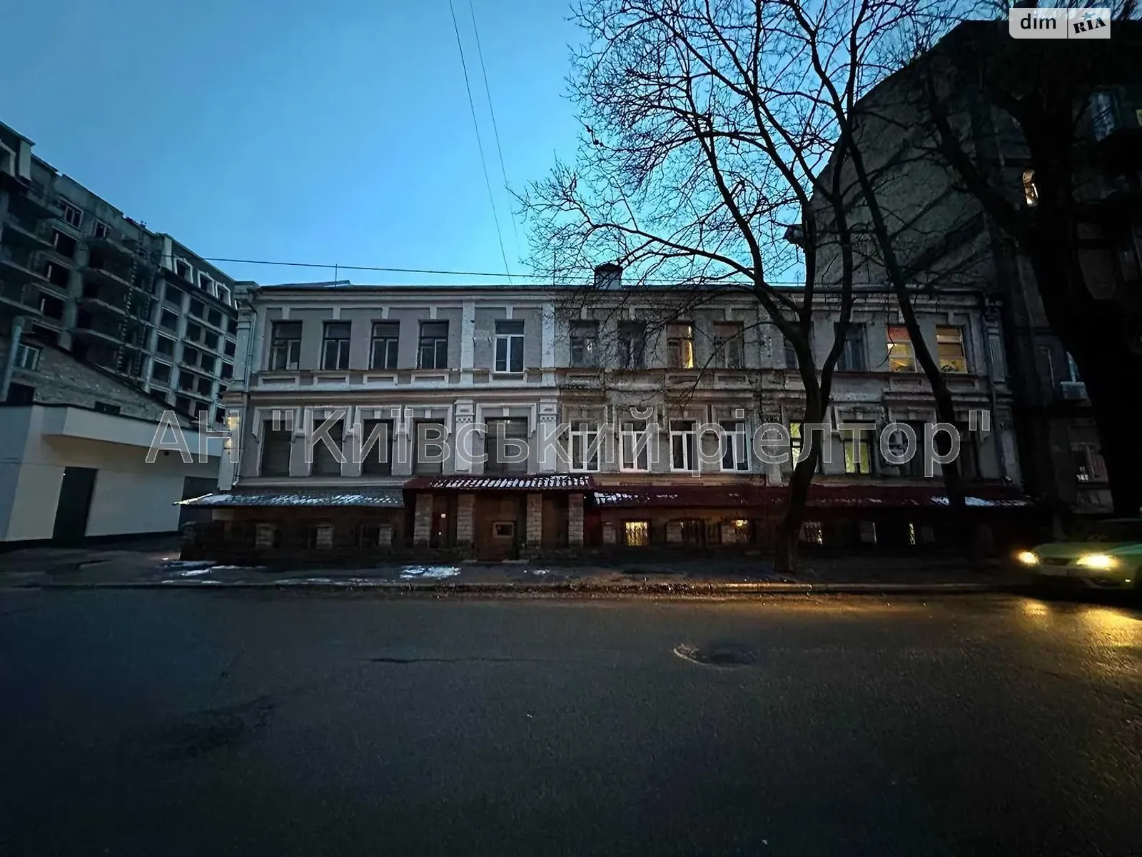 Продается 4-комнатная квартира 103 кв. м в Киеве, ул. Щекавицкая, 44 - фото 1