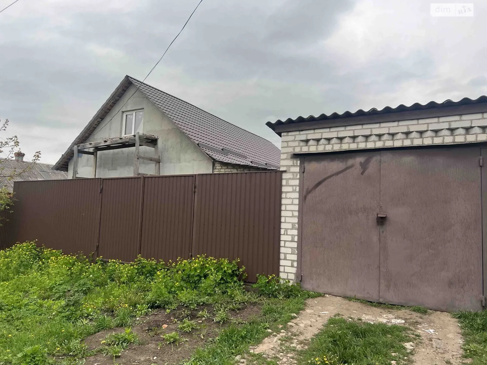 Продається одноповерховий будинок 87 кв. м з каміном, цена: 28000 $