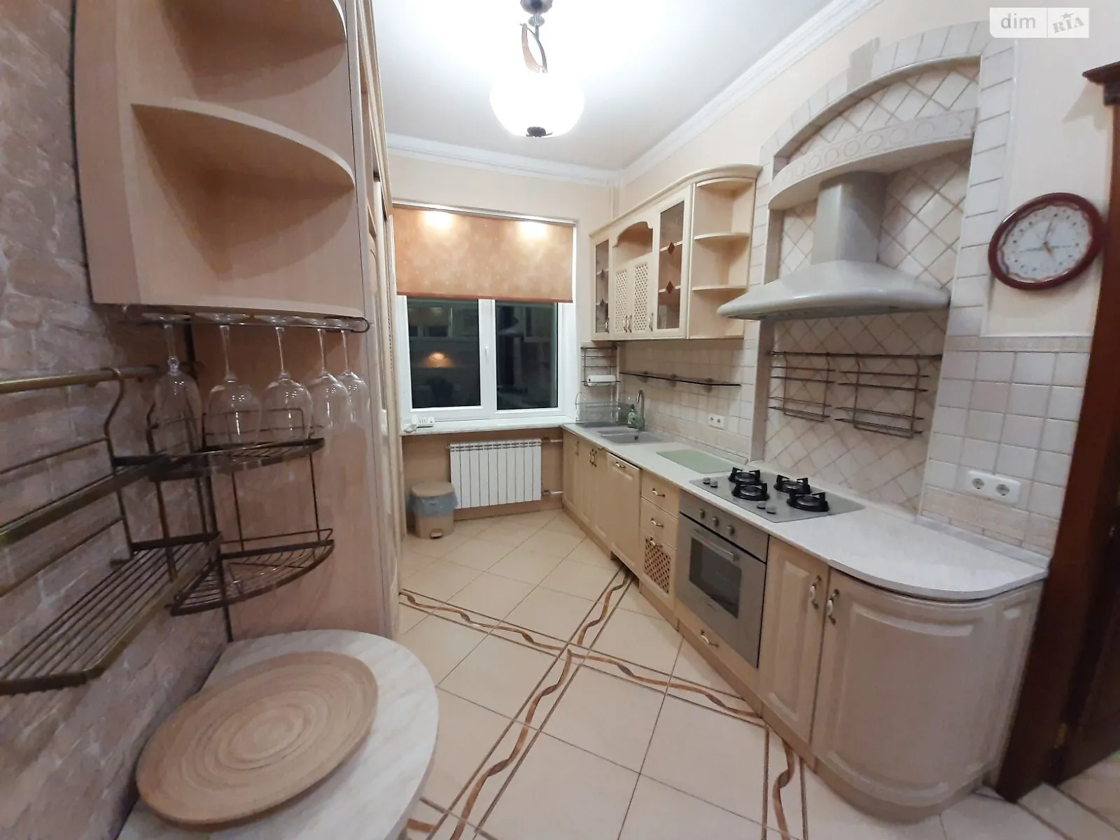 Продается 4-комнатная квартира 114 кв. м в Киеве, ул. Золотоворотская, 2 - фото 1