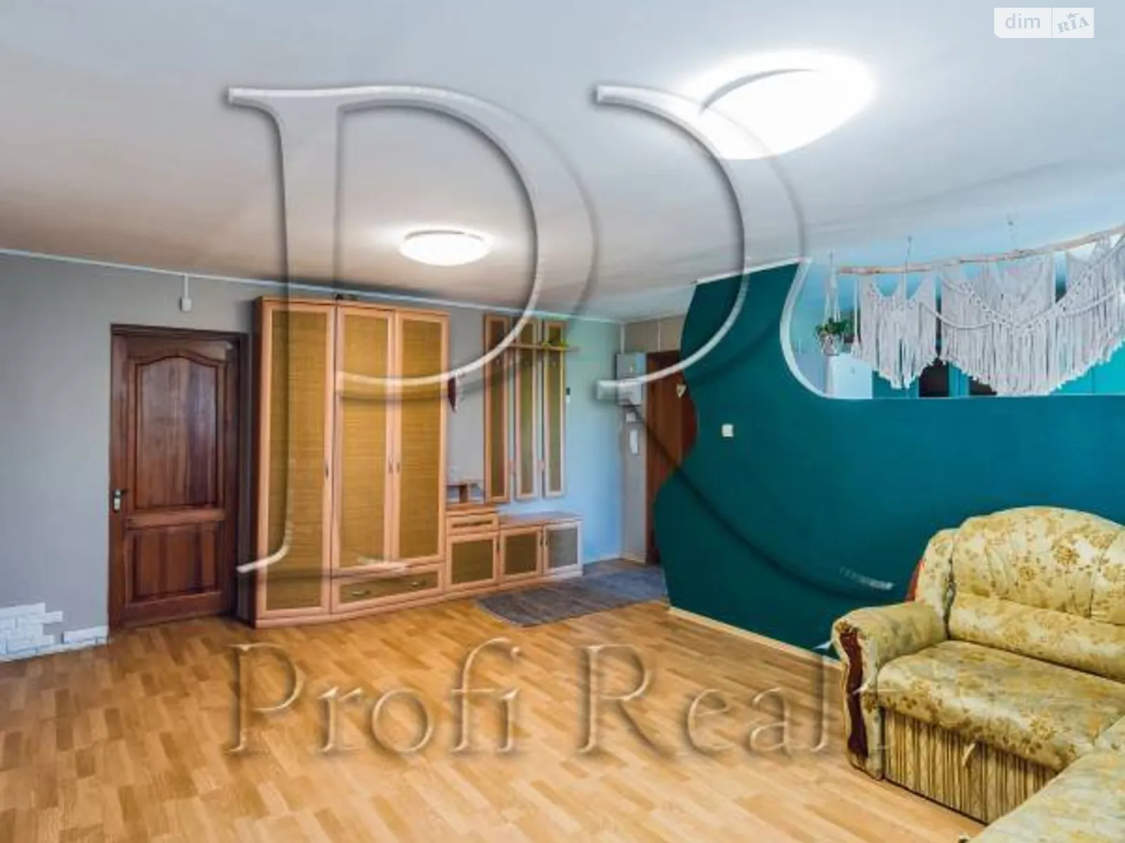 Продается 4-комнатная квартира 86 кв. м в Киеве, 1-й въезд Старосельская, 26