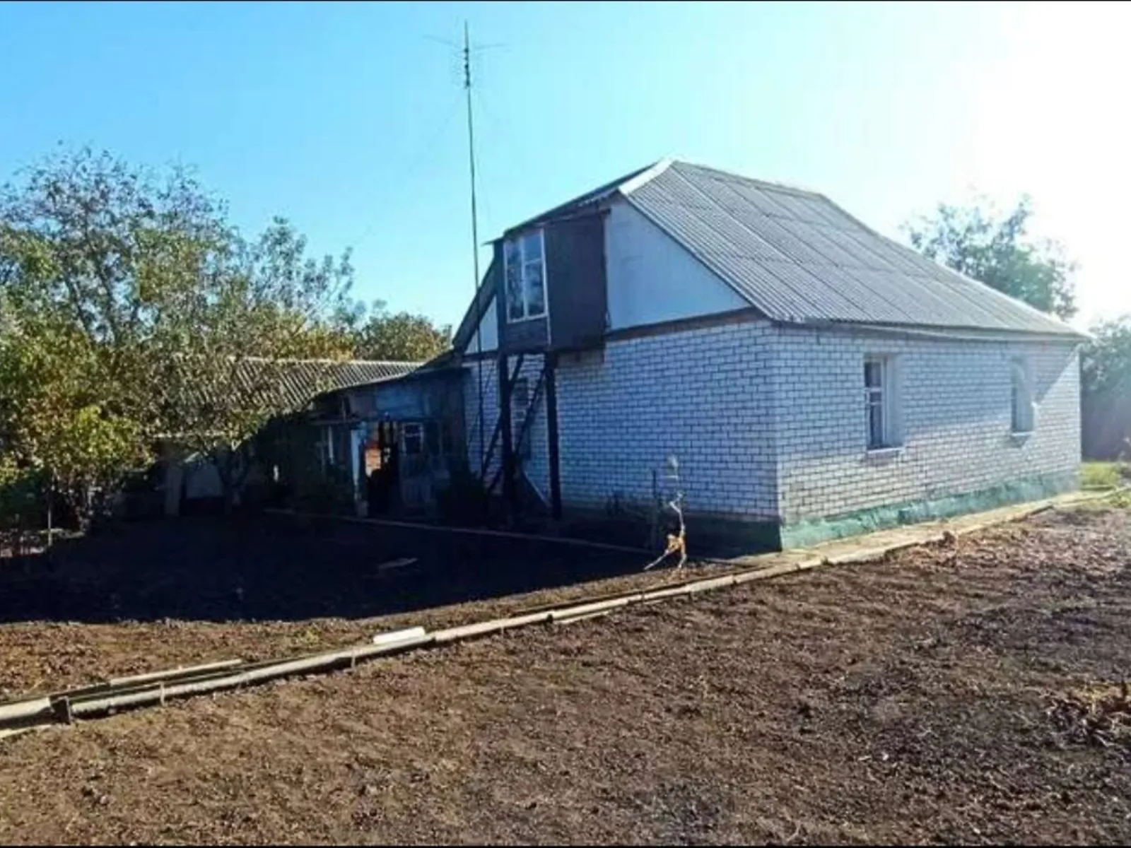 Продается одноэтажный дом 69 кв. м с гаражом, цена: 16000 $ - фото 1