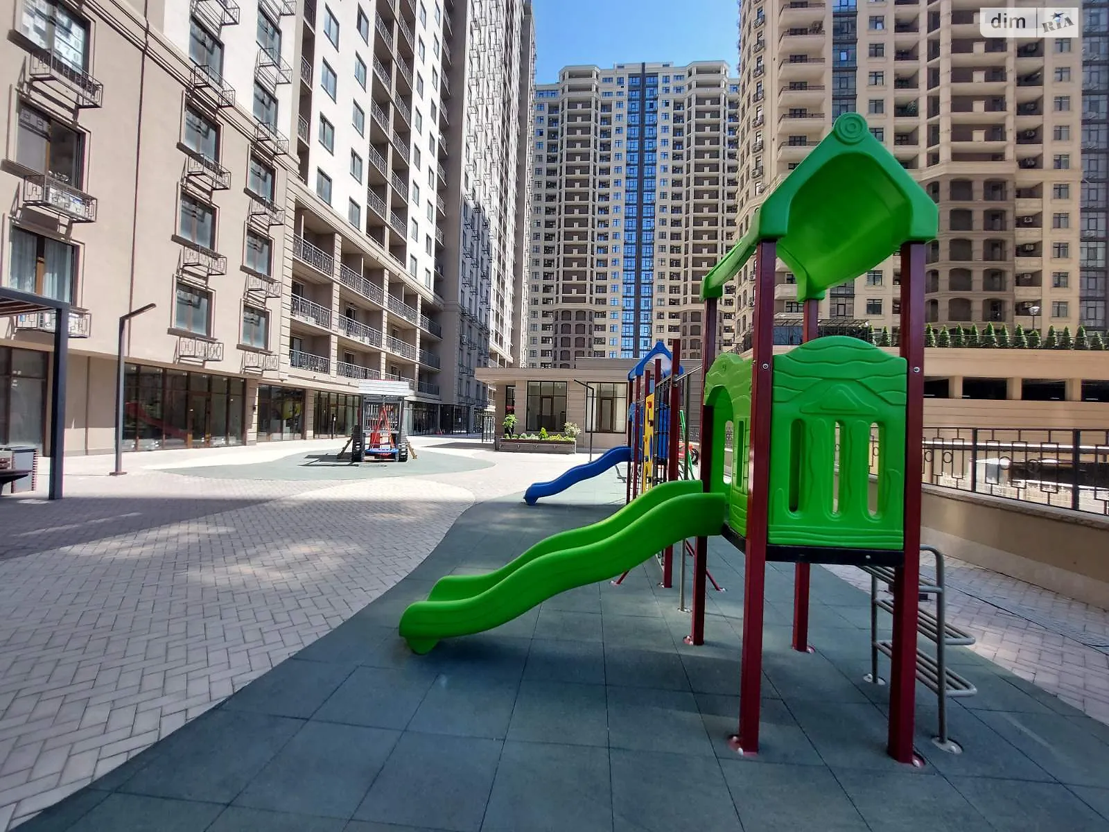 Продається 2-кімнатна квартира 81 кв. м у Одесі, вул. Генуезька, 1Г - фото 1