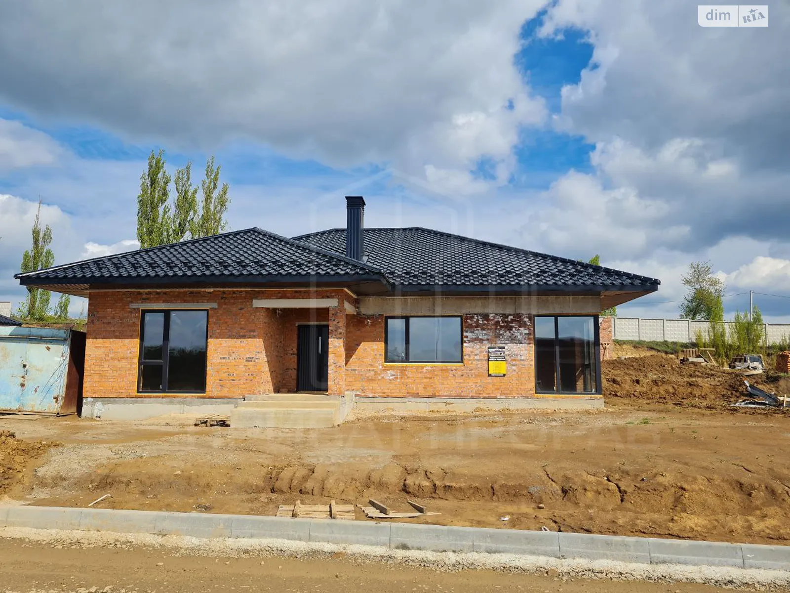 Продается одноэтажный дом 140 кв. м с мебелью, цена: 148000 $ - фото 1