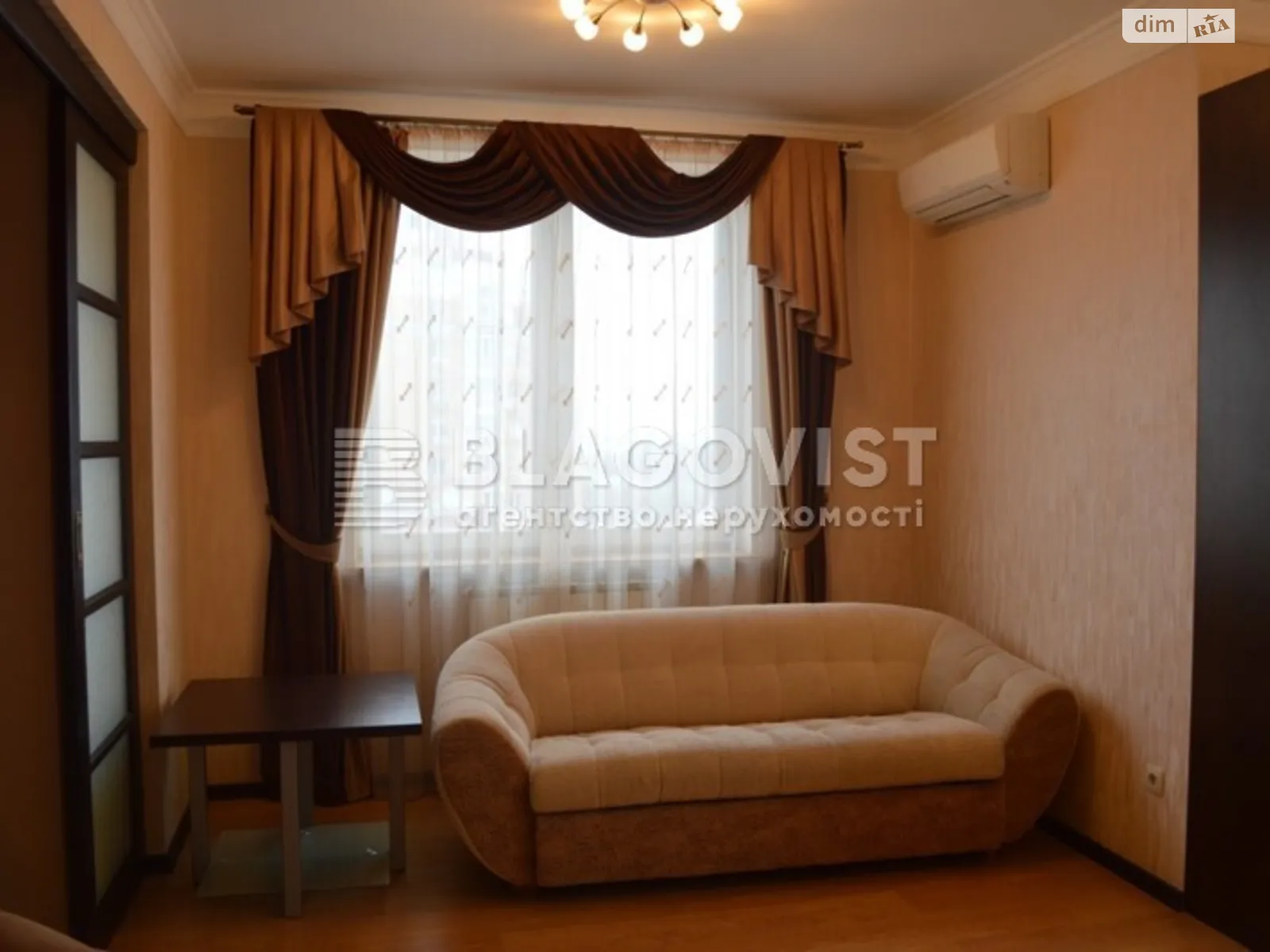 Продается 2-комнатная квартира 80 кв. м в Киеве, просп. Владимира Ивасюка, 2Г - фото 1