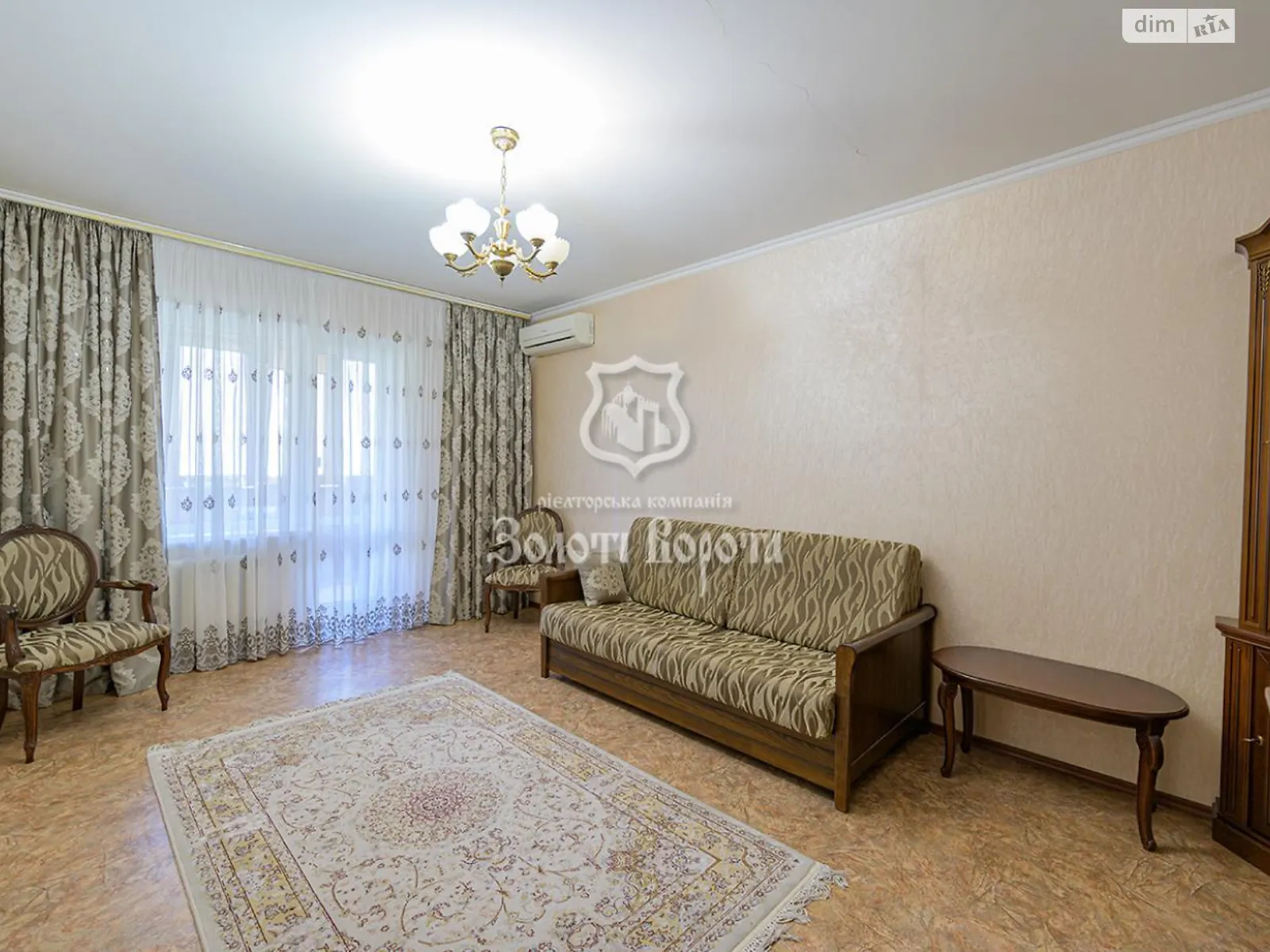 Продается 2-комнатная квартира 67 кв. м в Киеве, ул. Вишняковская