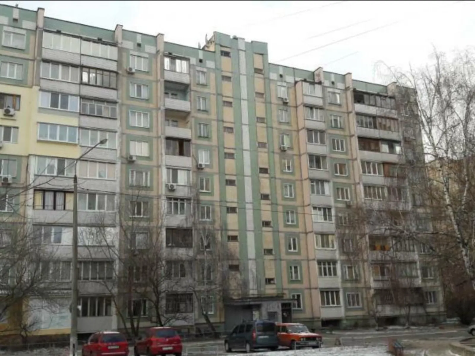 Продается 1-комнатная квартира 38 кв. м в Киеве, ул. Академика Ефремова, 15 - фото 1