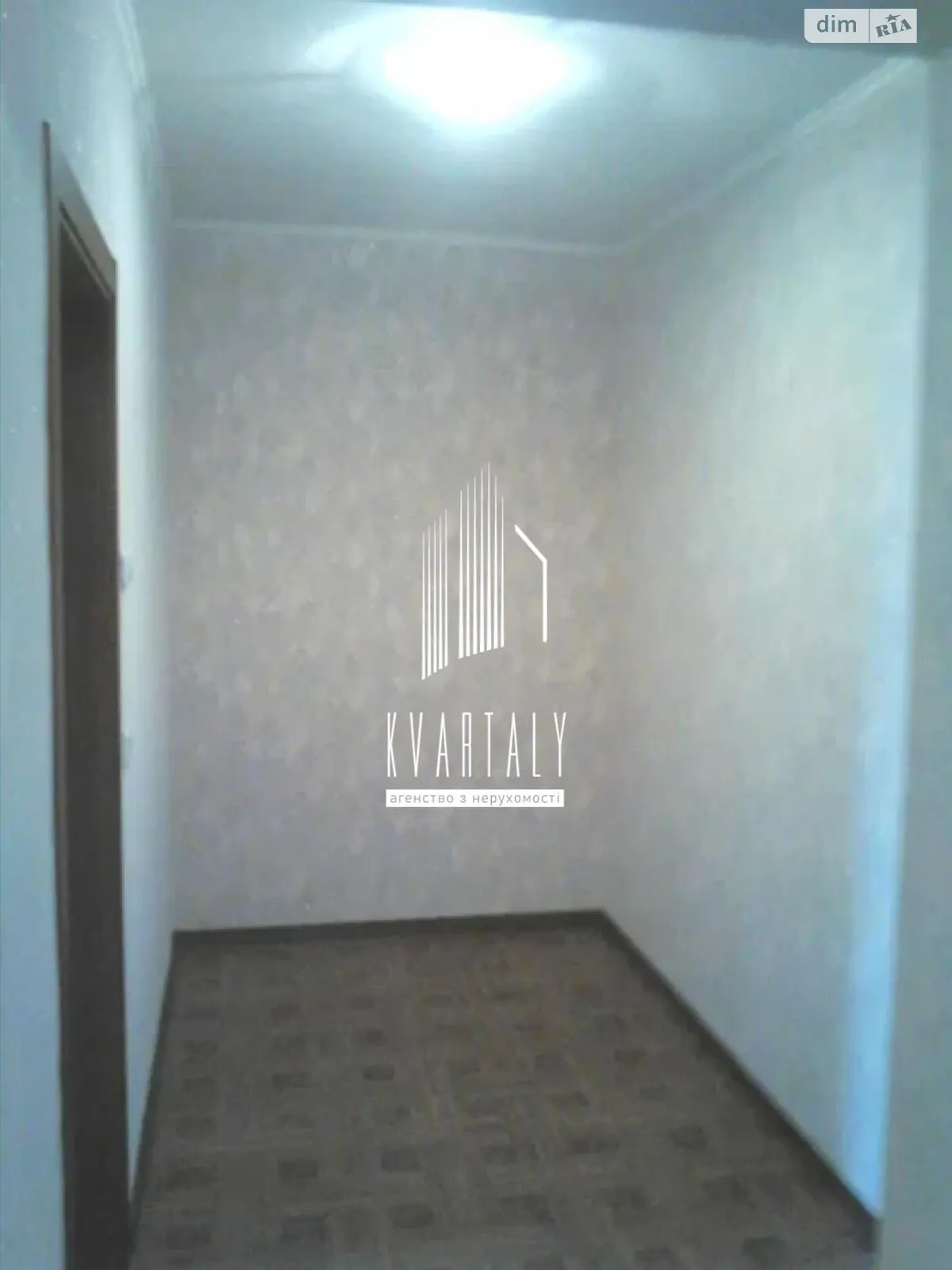 Продается 1-комнатная квартира 43 кв. м в Киеве - фото 3