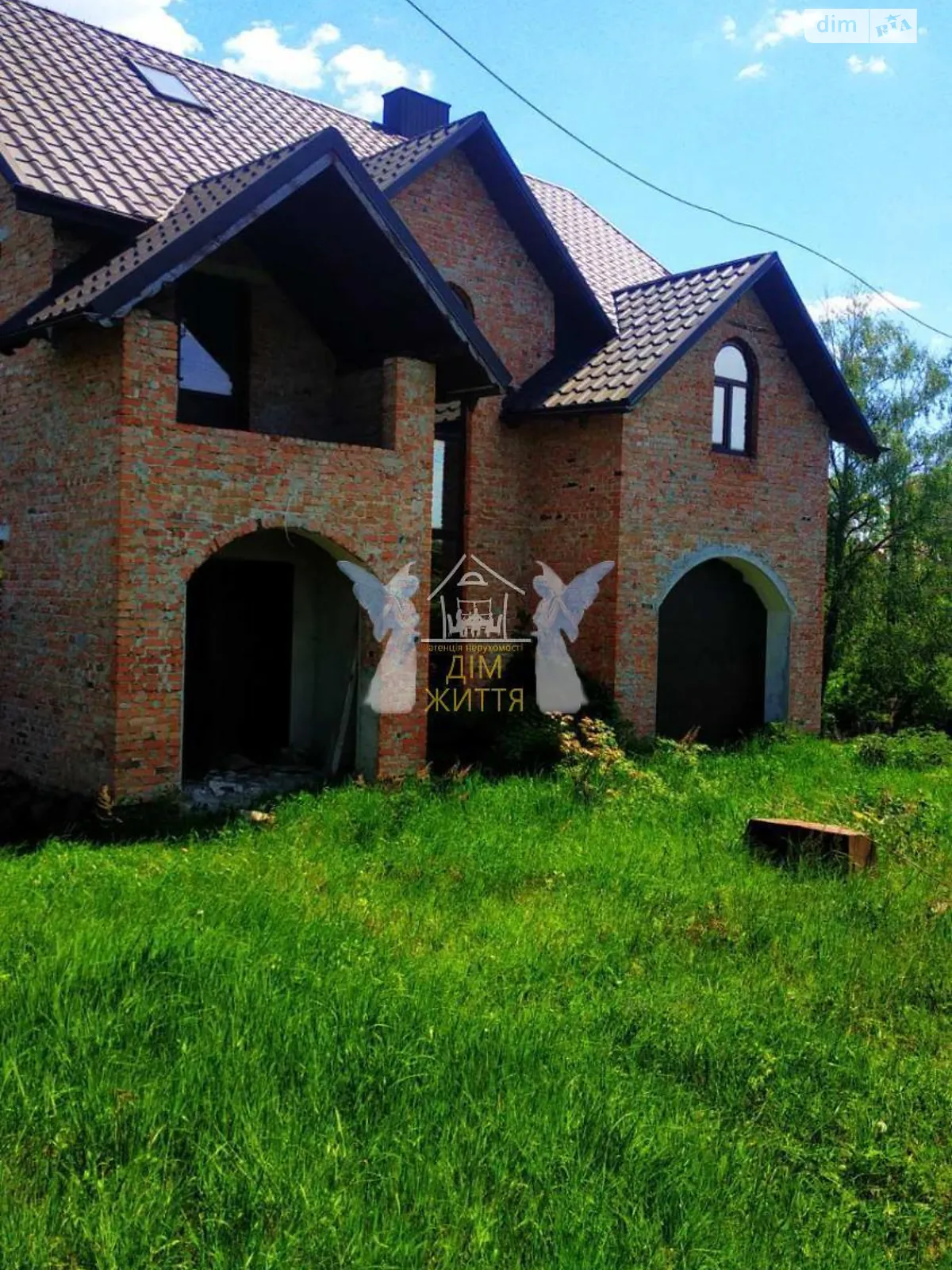 Продається будинок 2 поверховий 297 кв. м з гаражем, цена: 95000 $