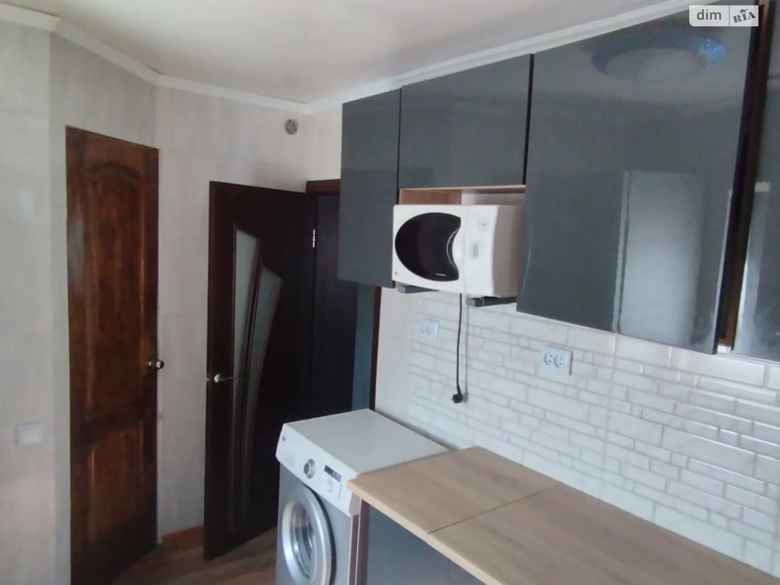 Продается одноэтажный дом 35 кв. м с камином, цена: 25000 $ - фото 1