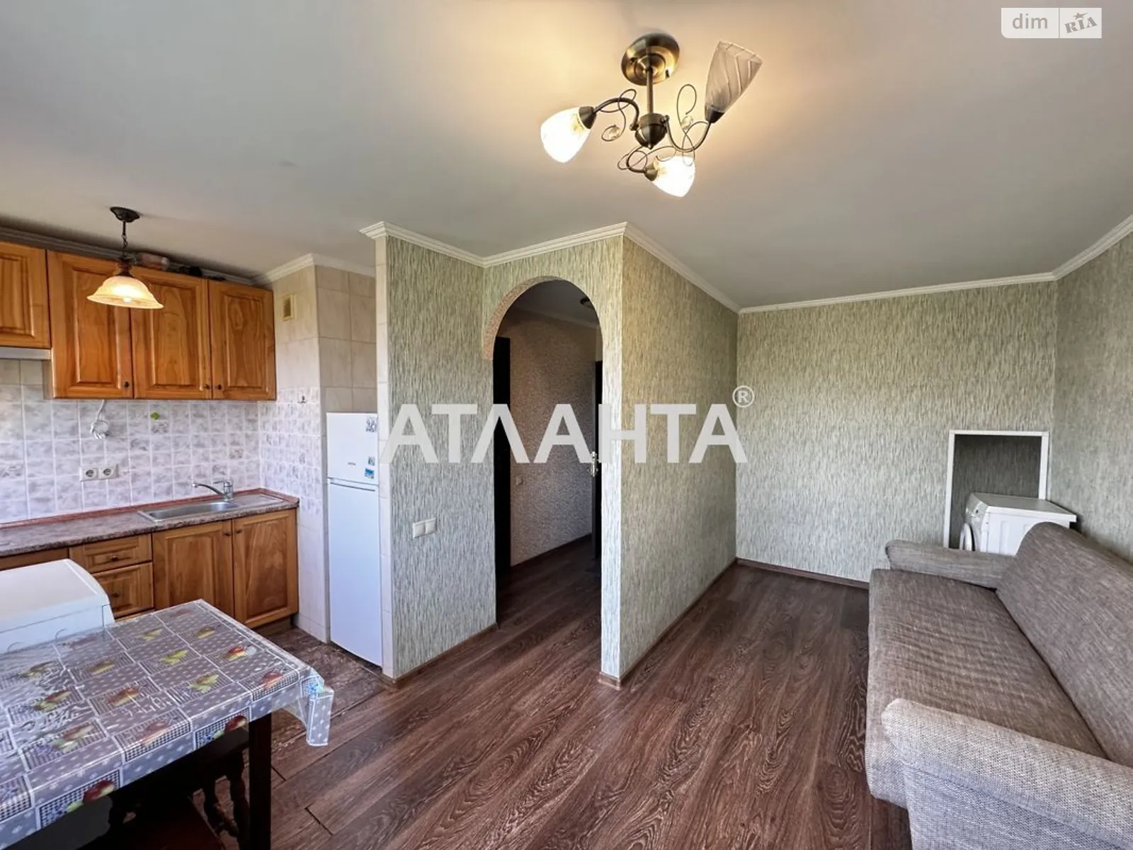Продається 1-кімнатна квартира 20.6 кв. м у Києві, цена: 27500 $