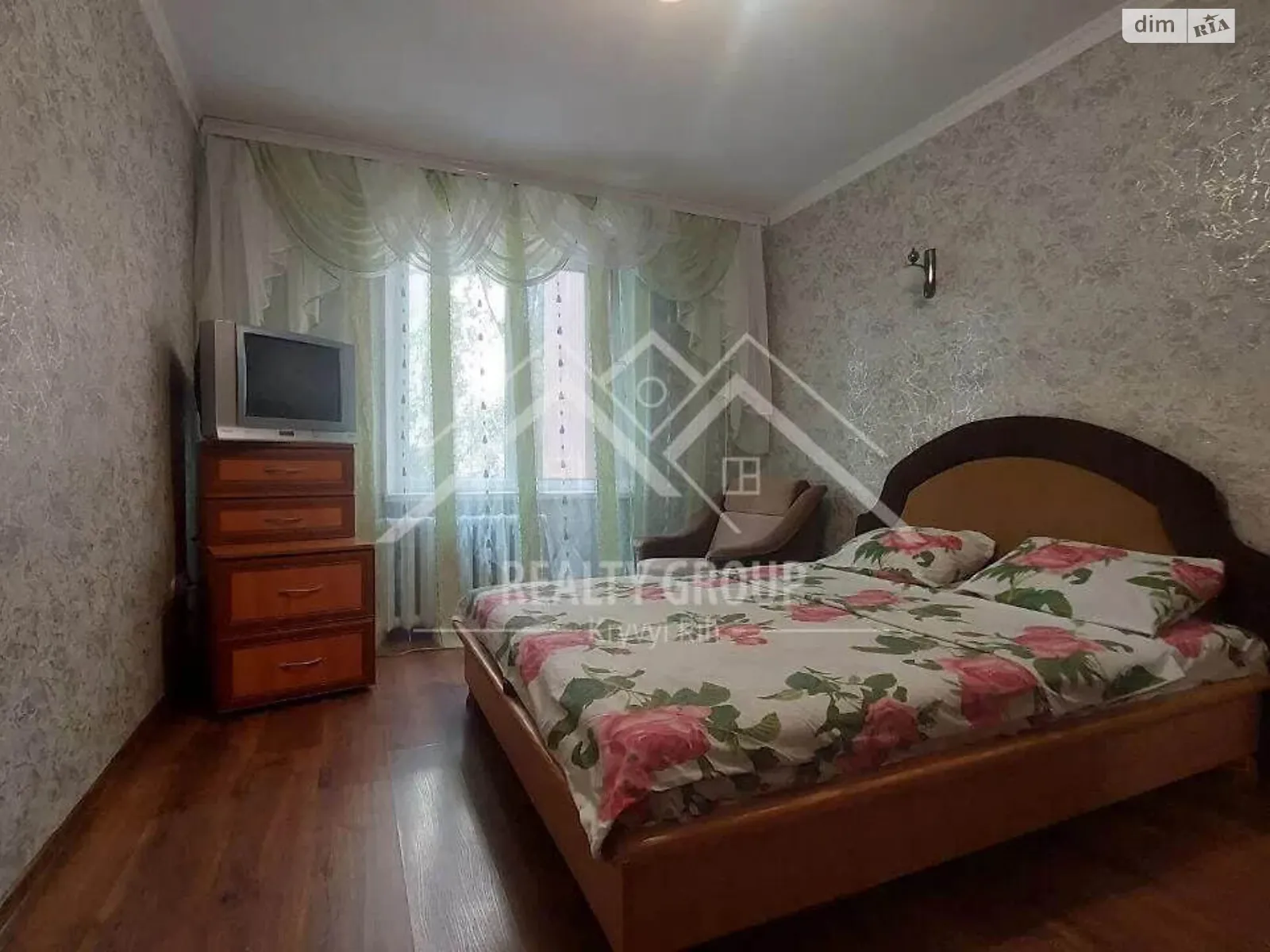 Продается 3-комнатная квартира 58 кв. м в Кривом Роге, просп. Мира, 33 - фото 1