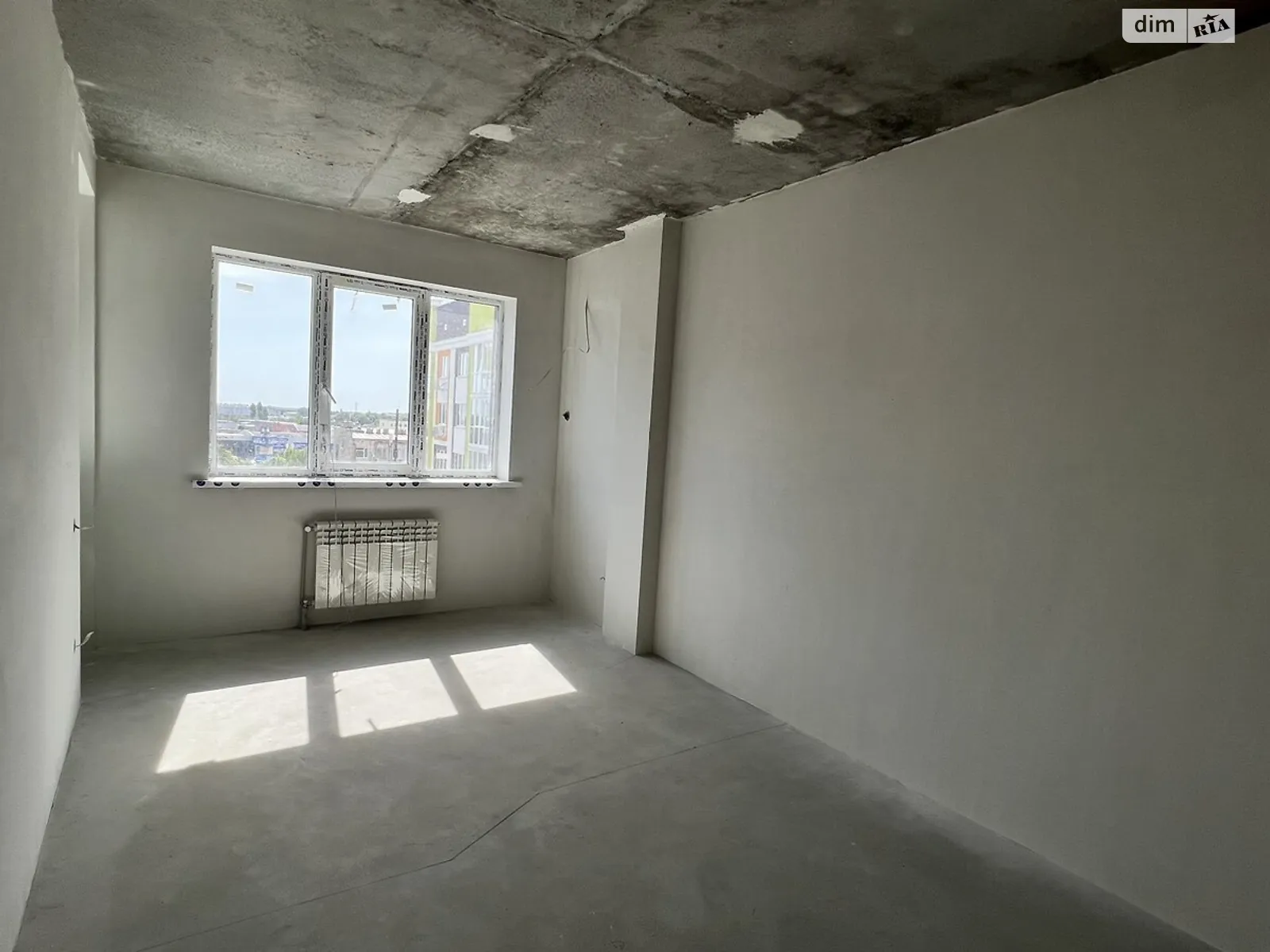 Продается 1-комнатная квартира 42 кв. м в Полтаве, цена: 35000 $