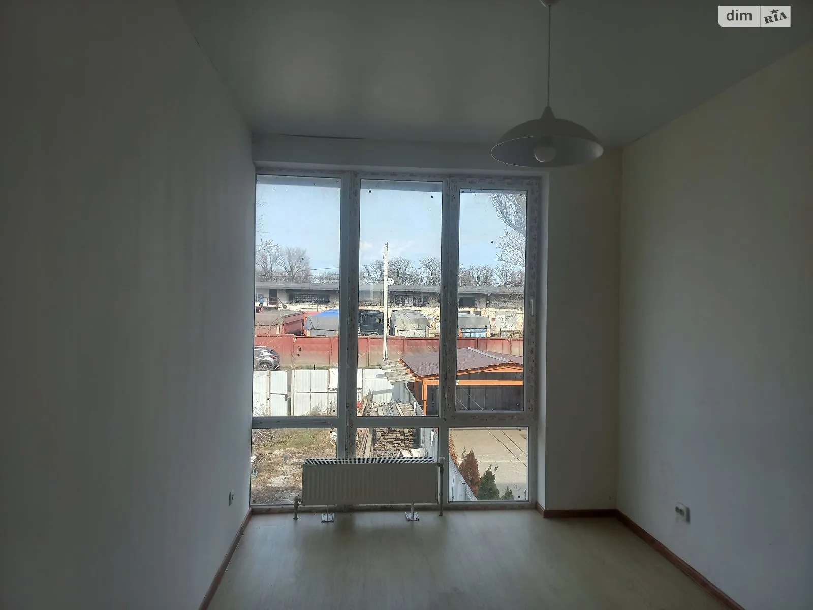 Продается дом на 2 этажа 105 кв. м с бассейном, цена: 45000 $ - фото 1