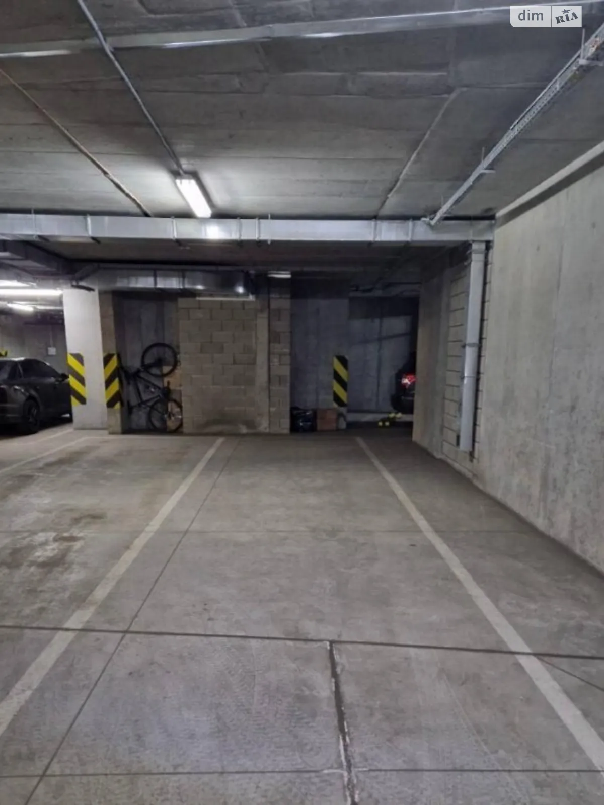 Продається підземний паркінг під легкове авто на 30 кв. м, цена: 43000 $ - фото 1