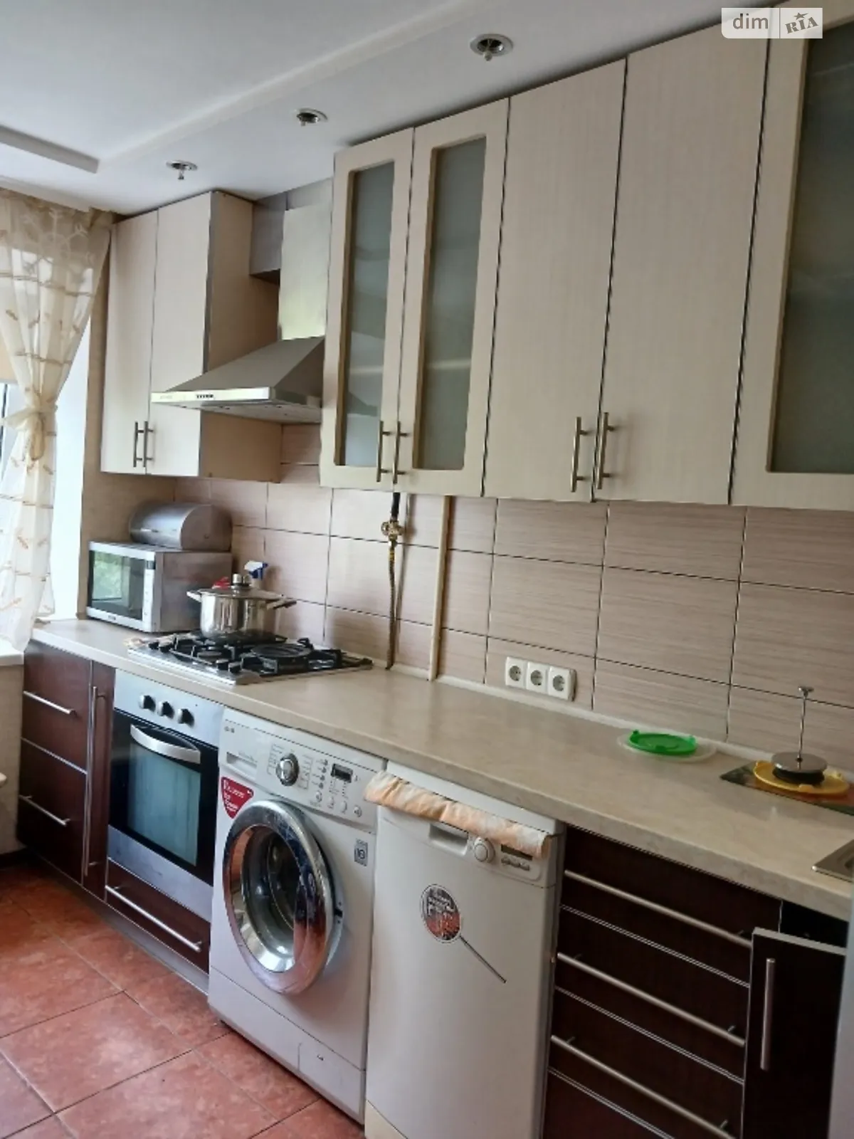 Продається 3-кімнатна квартира 68 кв. м у Миколаєві