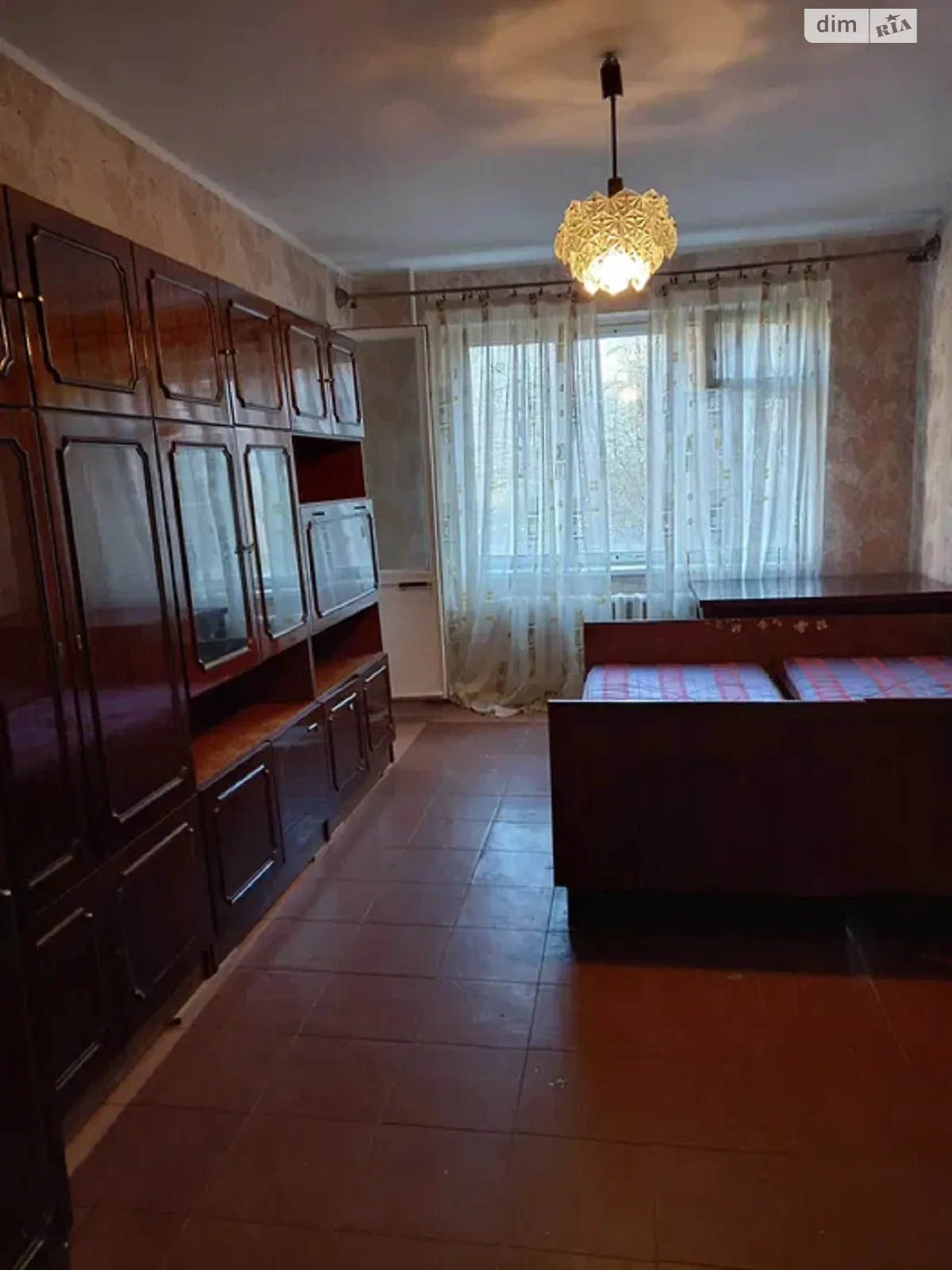 Продается 3-комнатная квартира 63 кв. м в Одессе, просп. Академика Глушко, 25