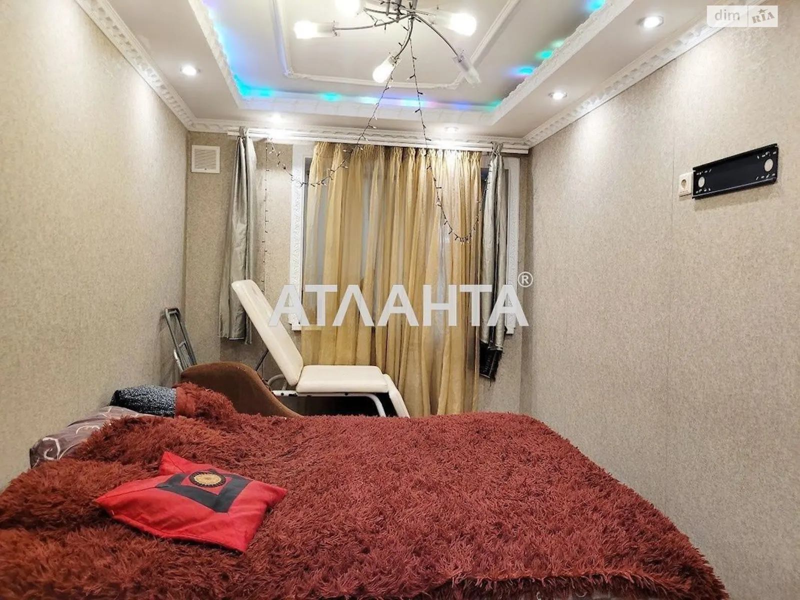 Продается 2-комнатная квартира 34 кв. м в Одессе, ул. Промышленная - фото 1