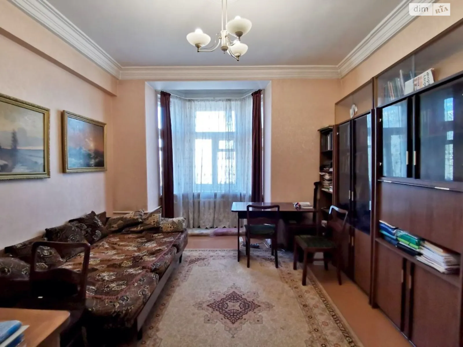 Продается 2-комнатная квартира 52 кв. м в Днепре, просп. Ивана Мазепы, 37
