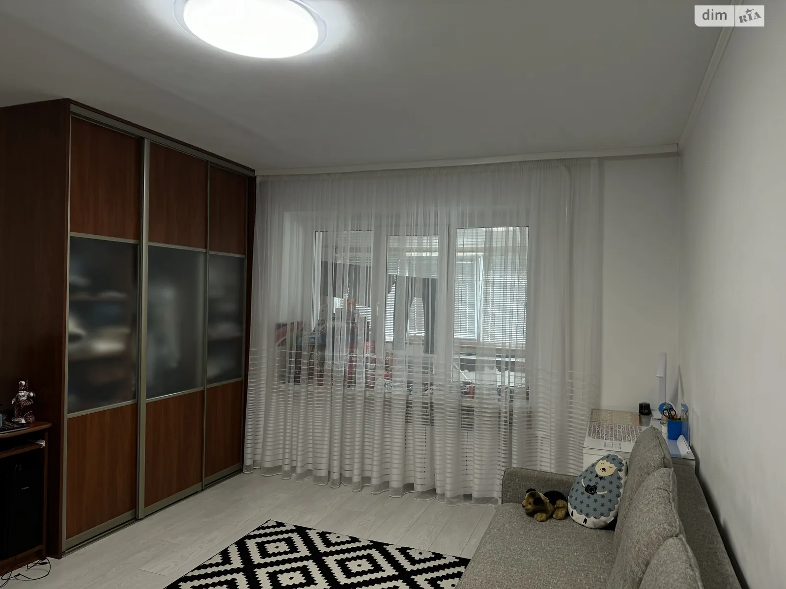 Продается 1-комнатная квартира 38 кв. м в Новояворовск, цена: 40000 €