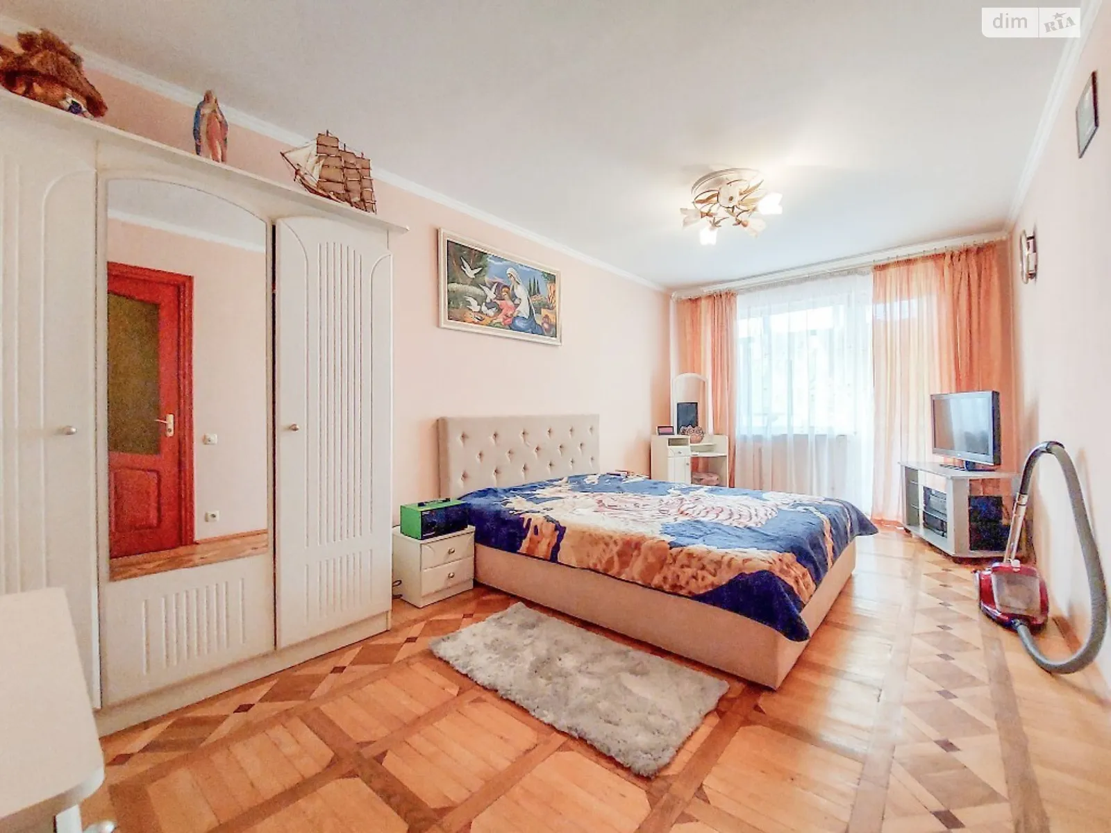 Сдается в аренду 3-комнатная квартира 74 кв. м в Львове, цена: 15000 грн