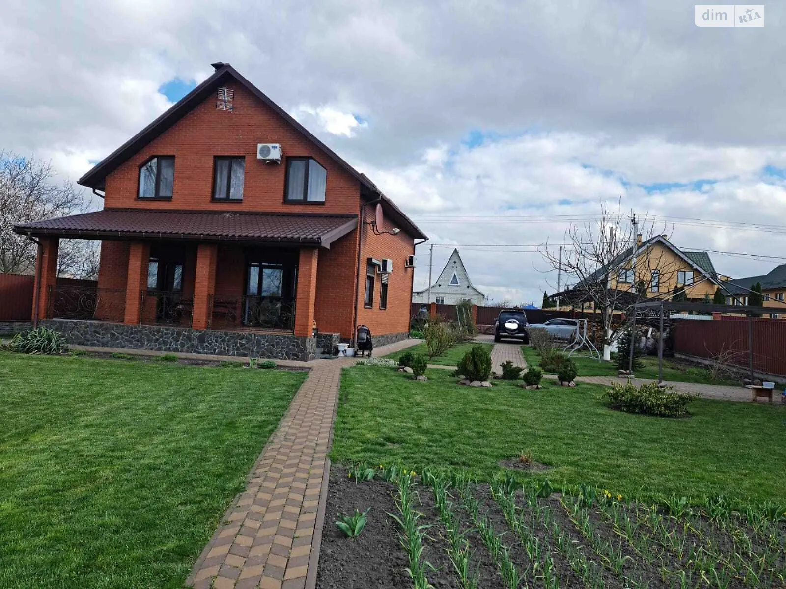 Продається будинок 2 поверховий 137 кв. м с басейном, цена: 210000 $ - фото 1