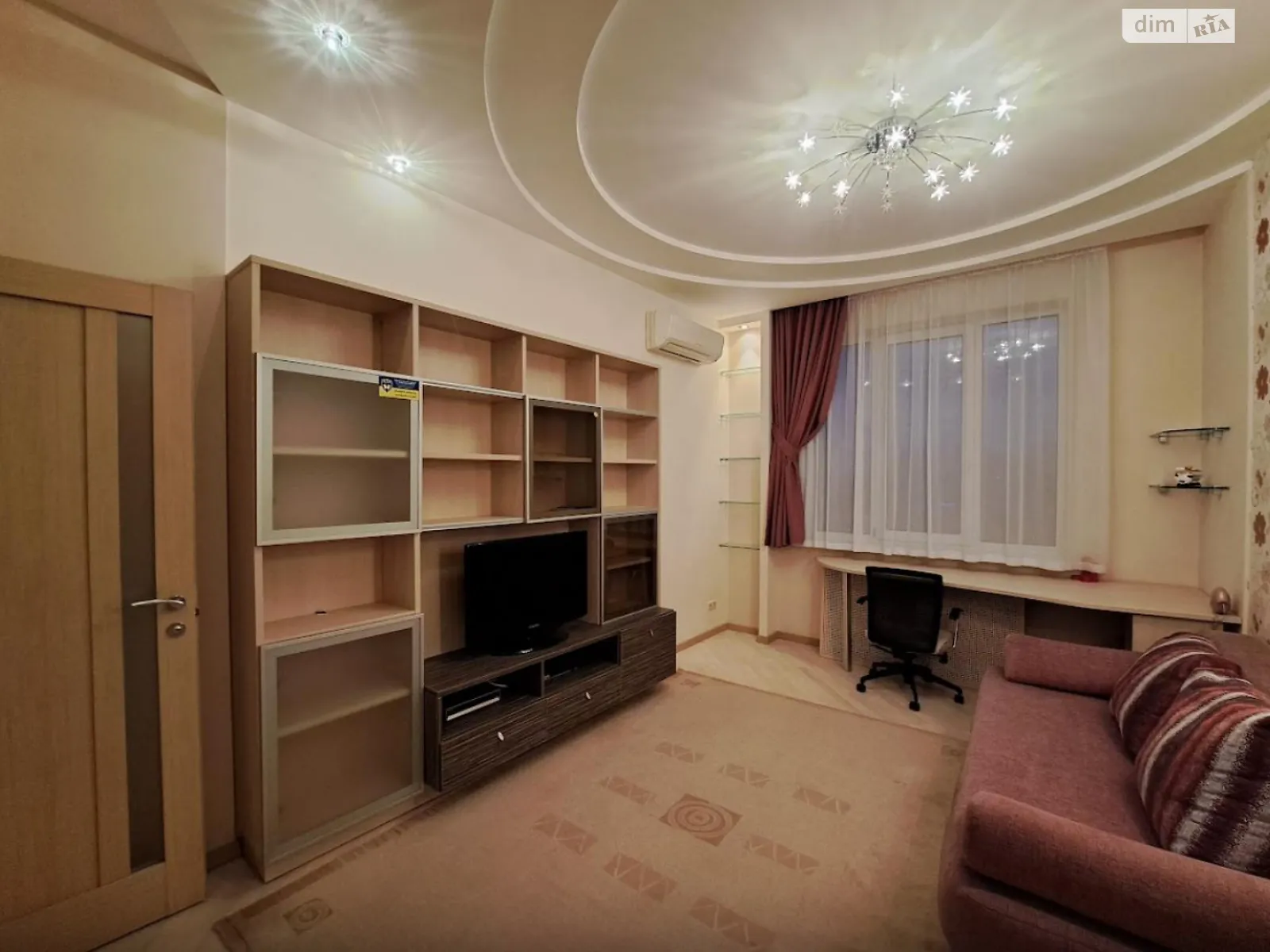 Здається в оренду 3-кімнатна квартира 110 кв. м у Києві, цена: 1000 $