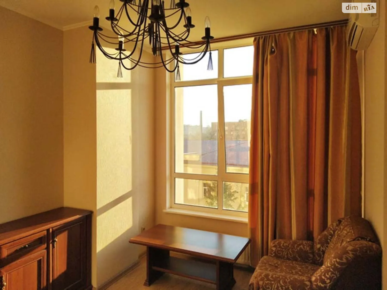 Продается 2-комнатная квартира 56 кв. м в Одессе, цена: 85000 $