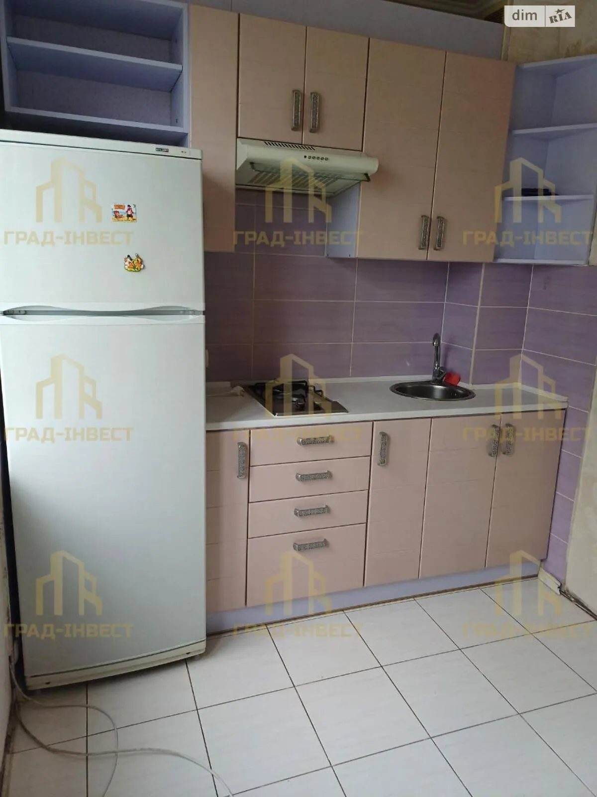 Продается 1-комнатная квартира 33 кв. м в Харькове, цена: 18000 $