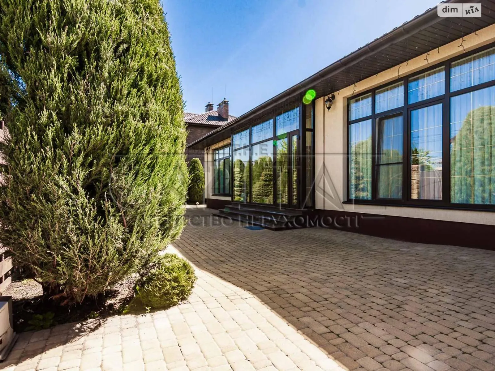 Продається одноповерховий будинок 135 кв. м з садом, цена: 307000 $ - фото 1