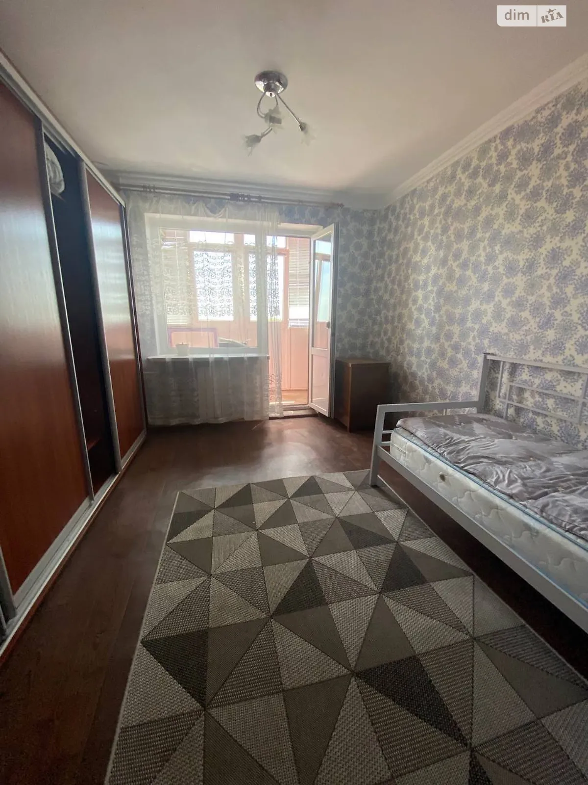 Продається 2-кімнатна квартира 54 кв. м у Кременчуку, цена: 35000 $