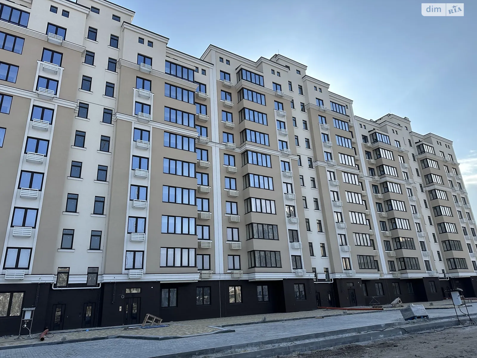 Продається 3-кімнатна квартира 105 кв. м у Миколаєві, вул. Садова (Центр), 25Б