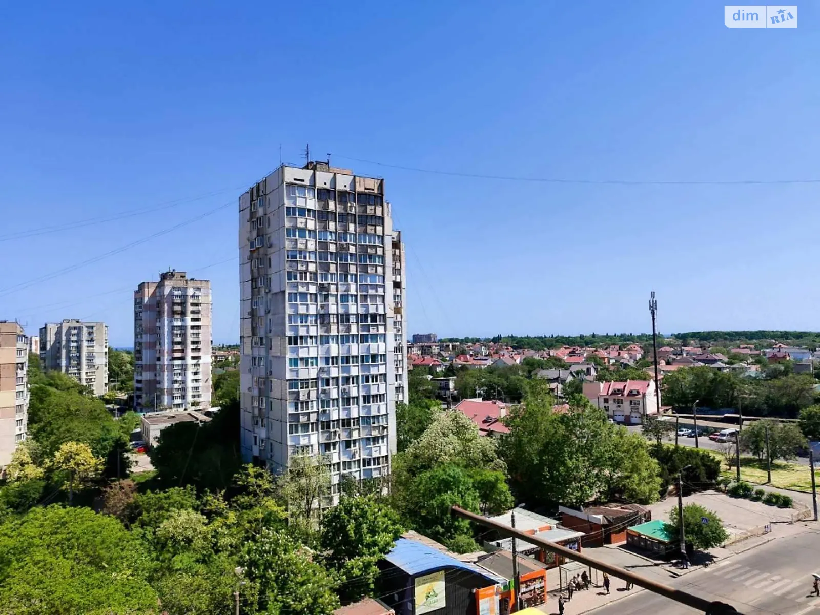 Продается 3-комнатная квартира 66 кв. м в Одессе, ул. Академика Королева - фото 1