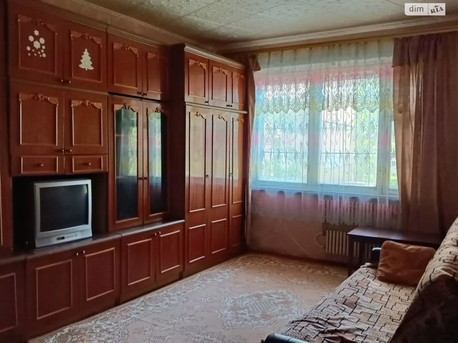 Продается 1-комнатная квартира 32 кв. м в Кривом Роге, цена: 8000 $