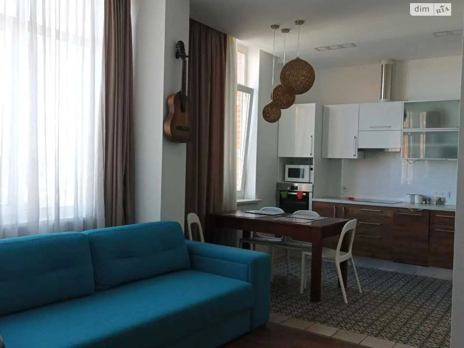 Продается 2-комнатная квартира 61 кв. м в Одессе, ул. Средняя - фото 1