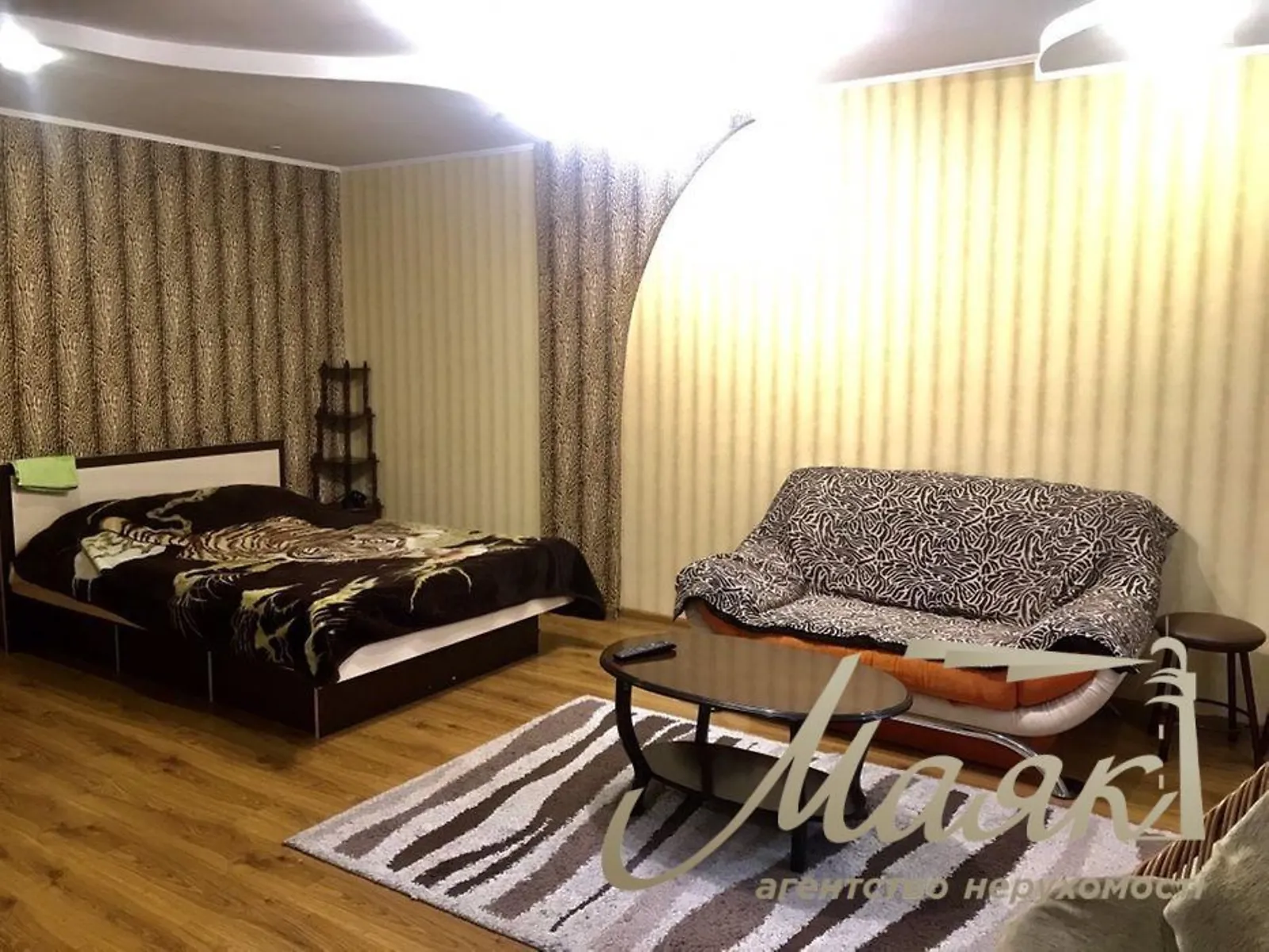 1-комнатная квартира 32 кв. м в Запорожье, цена: 10000 грн