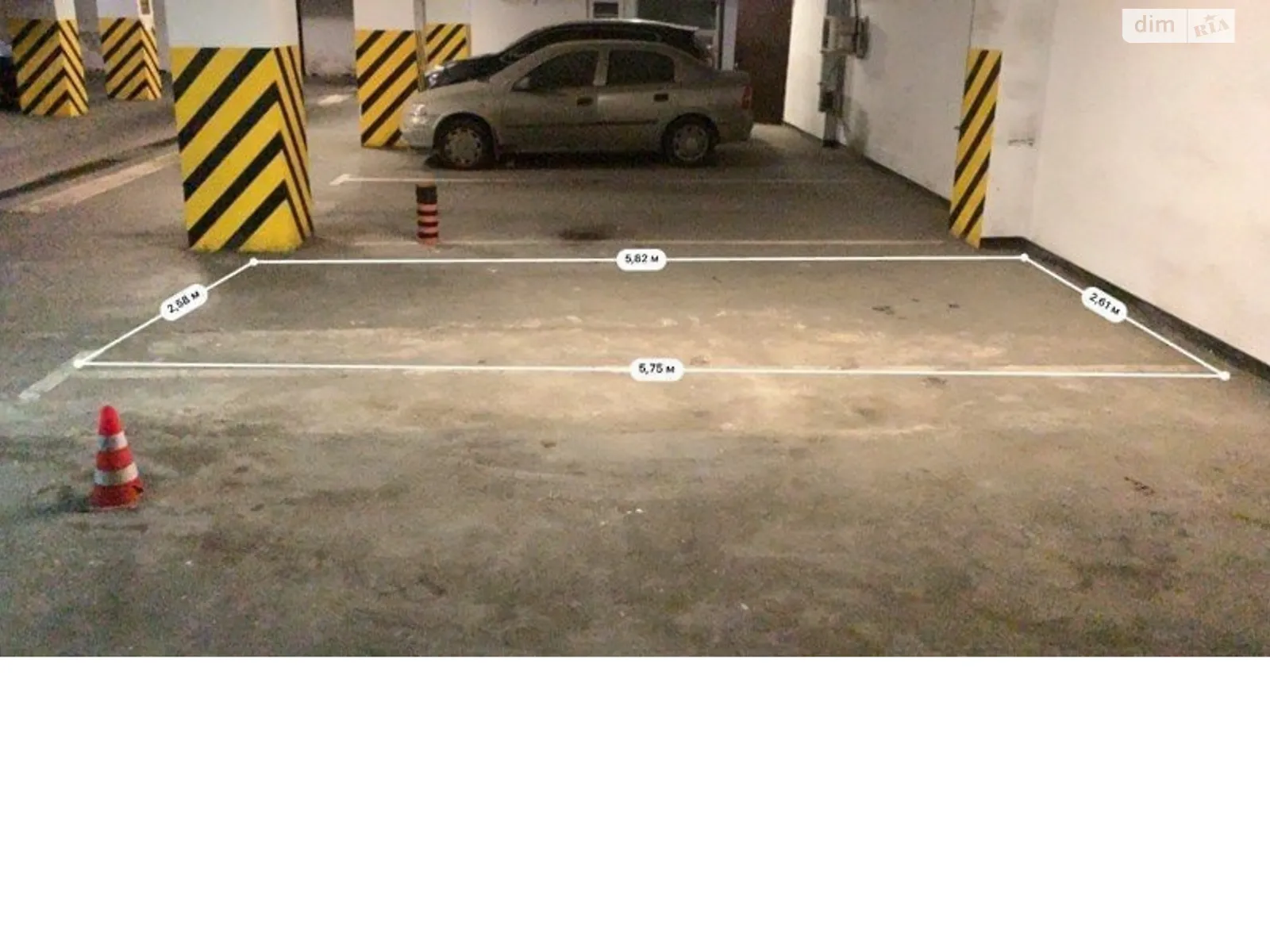 Продається підземний паркінг під легкове авто на 15 кв. м, цена: 15000 $ - фото 1