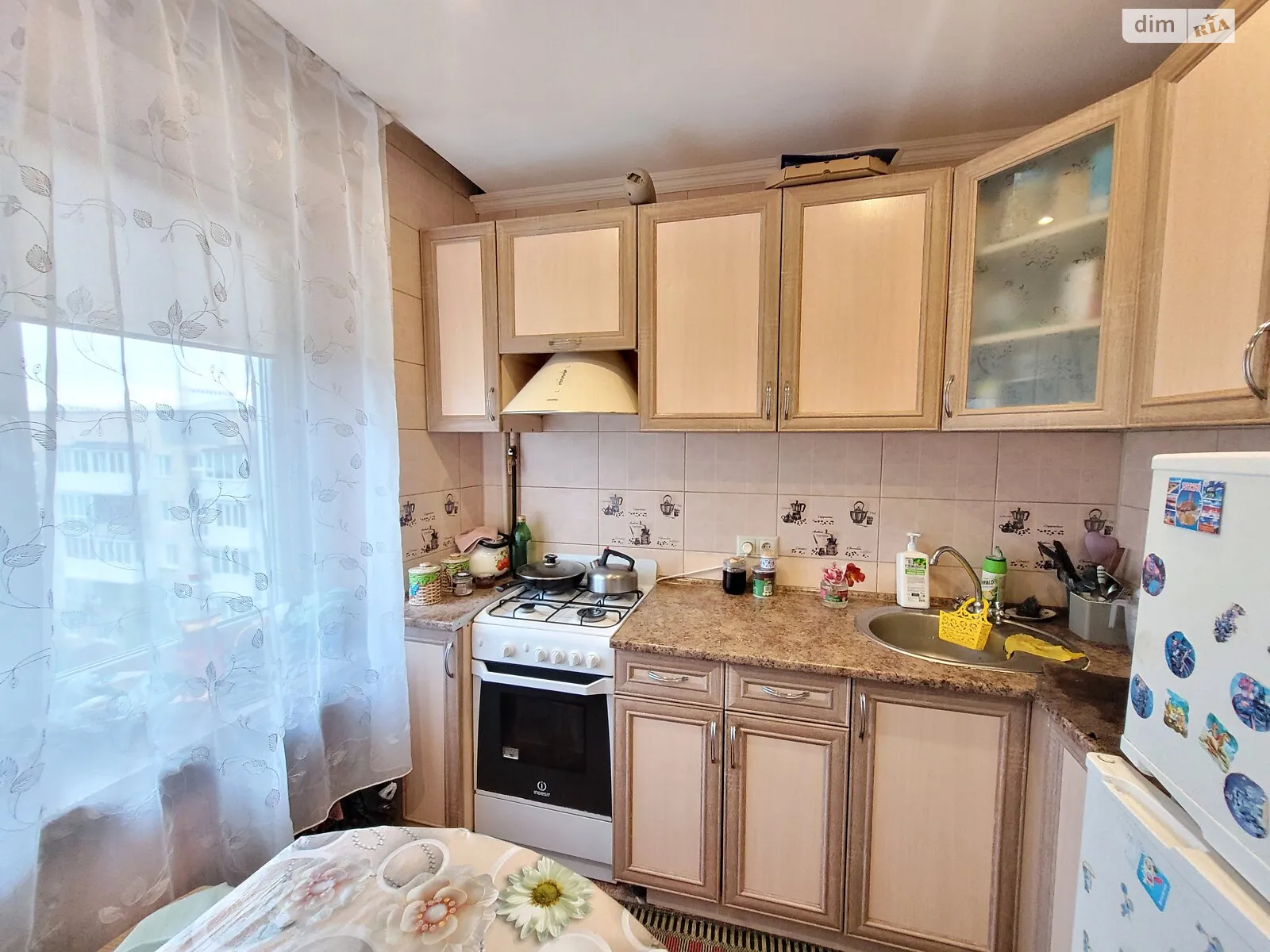 3-кімнатна квартира 65 кв. м у Луцьку, просп. Відродження - фото 1