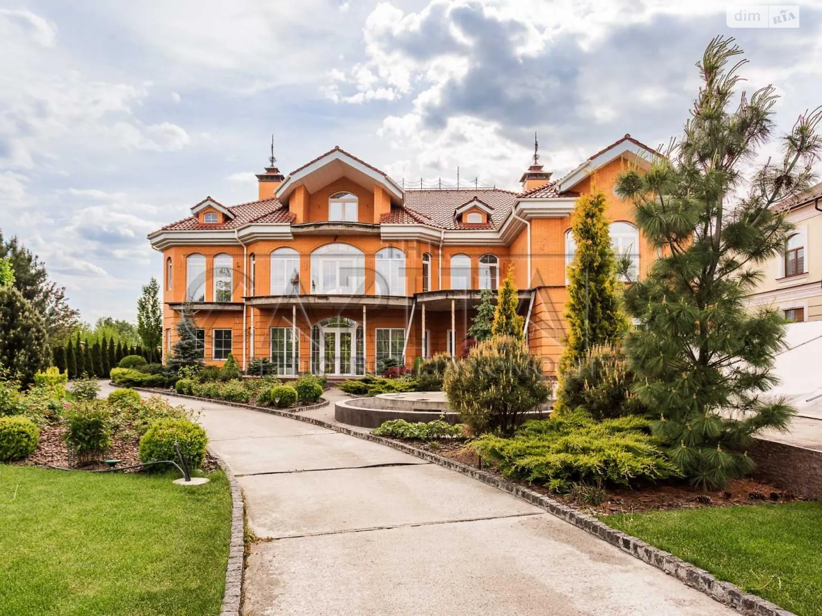 Новые Безрадичи, цена: 2150000 $ - фото 1