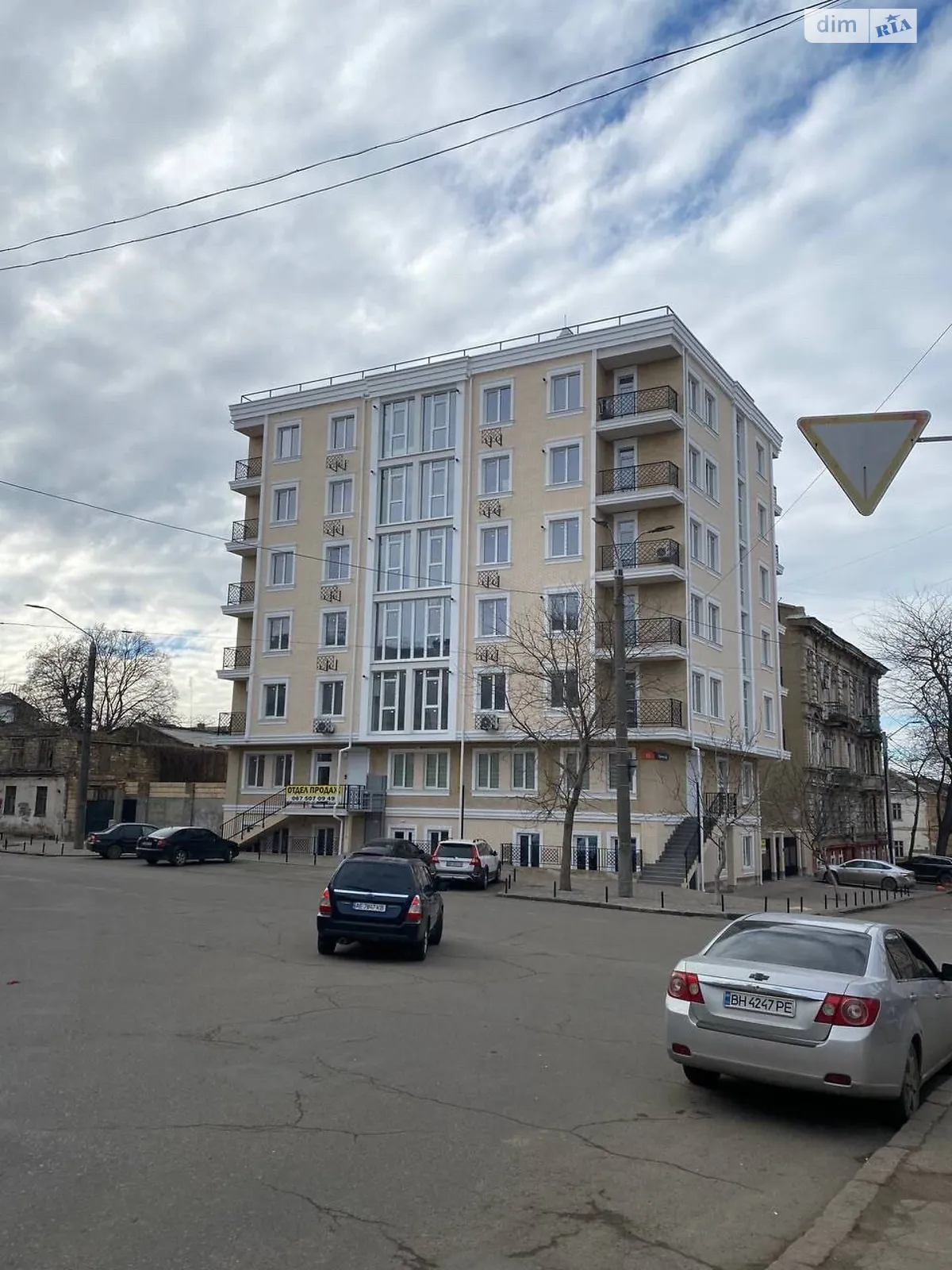 Продается 1-комнатная квартира 37 кв. м в Одессе, пер. Сеченова - фото 1