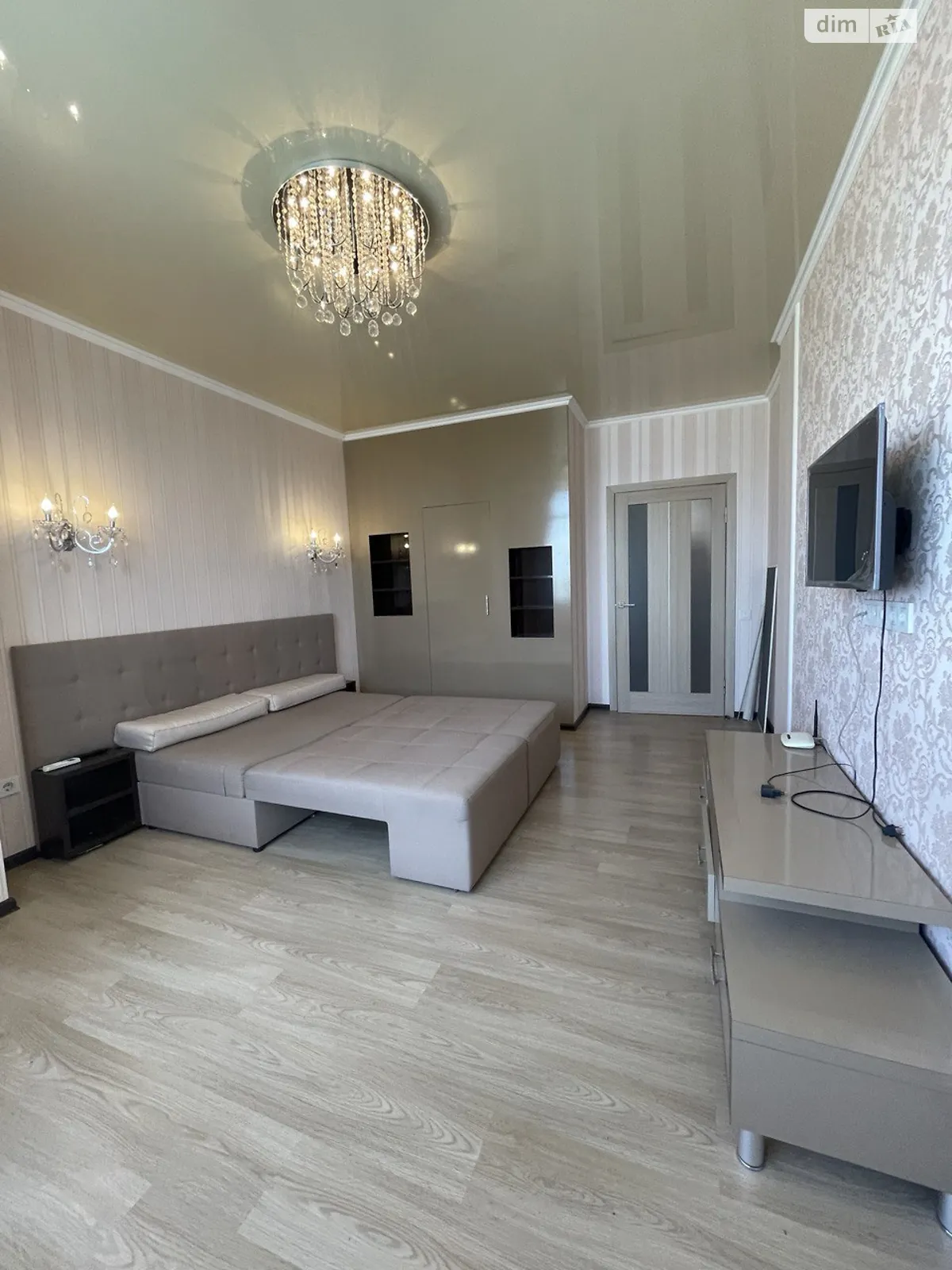 Продается 1-комнатная квартира 40 кв. м в Одессе, цена: 44000 $ - фото 1
