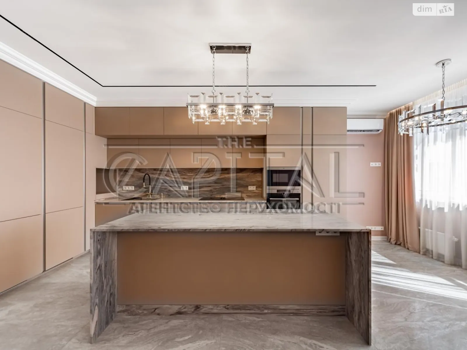 Продається 4-кімнатна квартира 134 кв. м у Києві, вул. Михайла Бойчука - фото 1