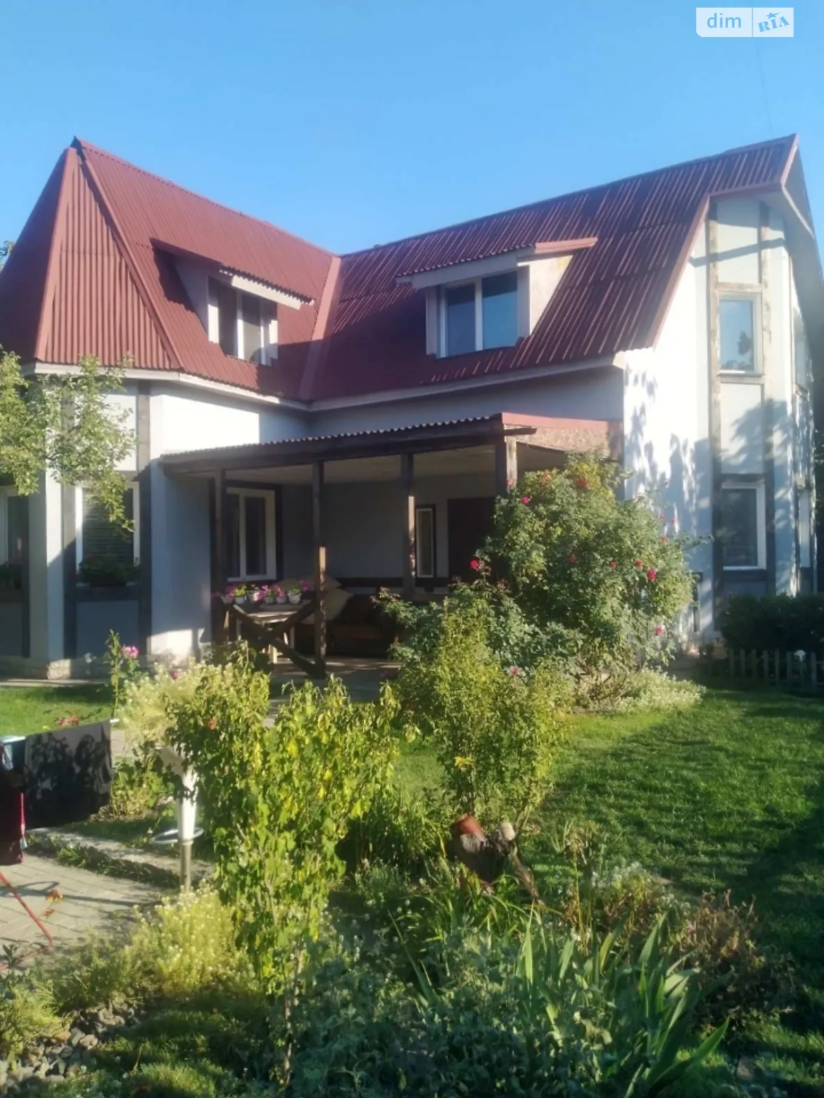 Продается дом на 2 этажа 175 кв. м с камином, цена: 135000 $ - фото 1