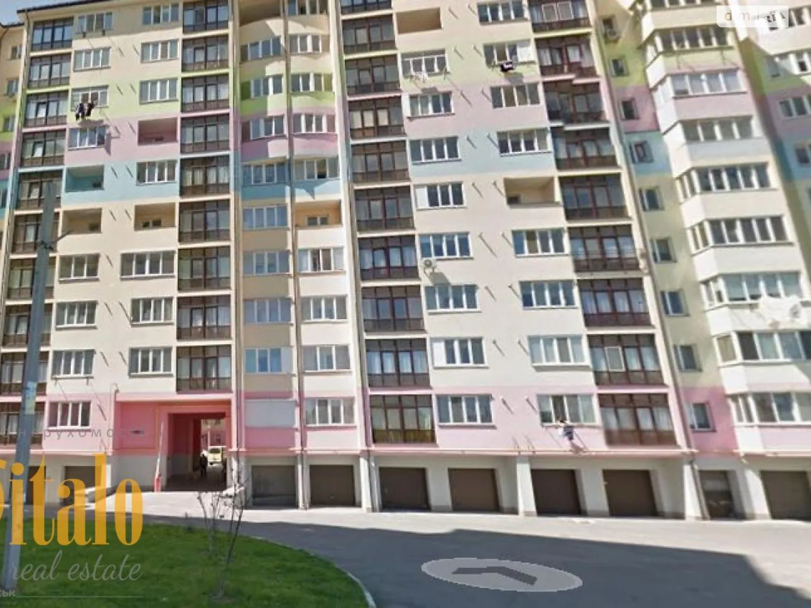 Продается 3-комнатная квартира 85 кв. м в Ивано-Франковске - фото 1