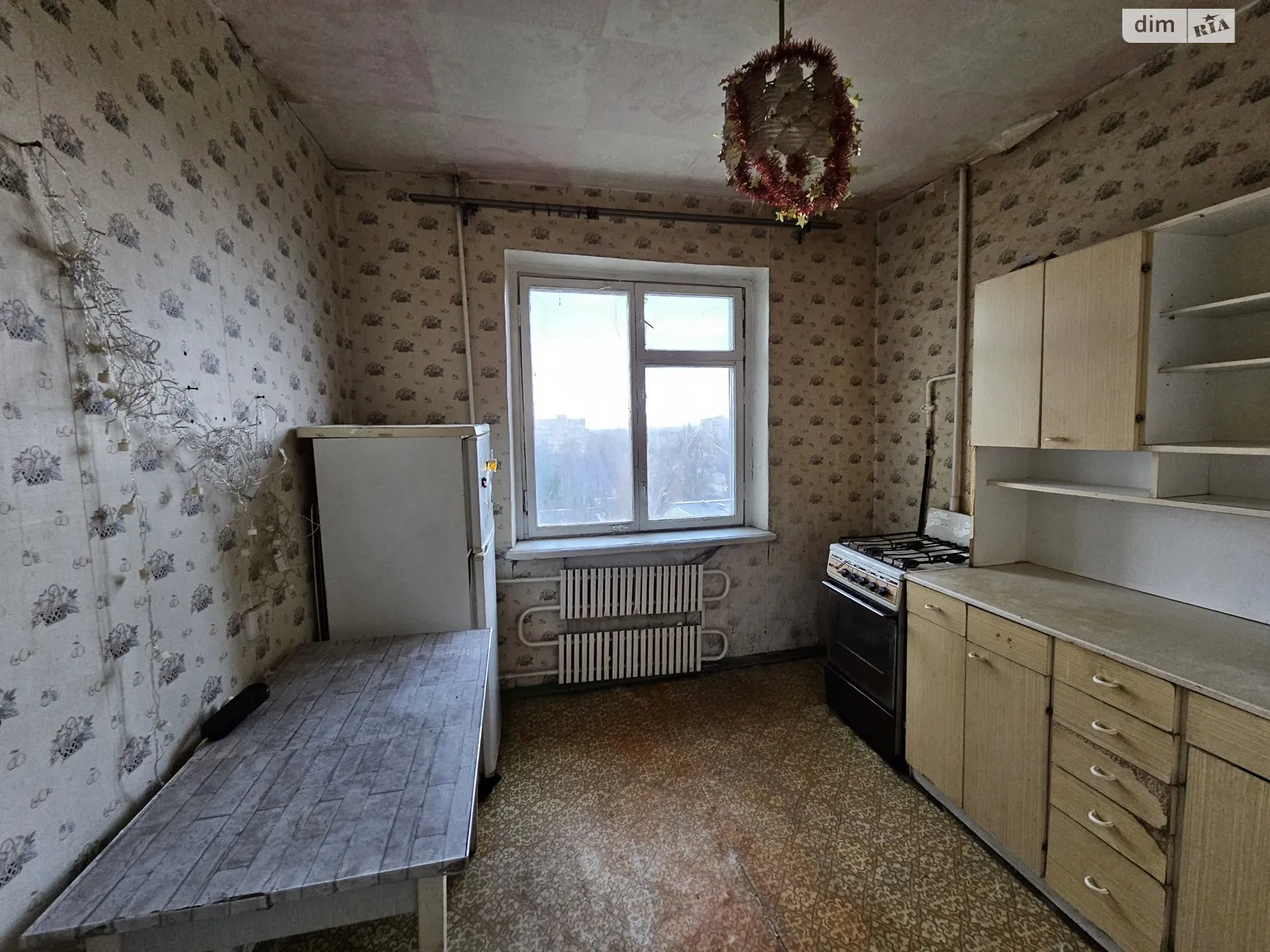 Продается 3-комнатная квартира 64 кв. м в Днепре, ул. Янтарная, 77