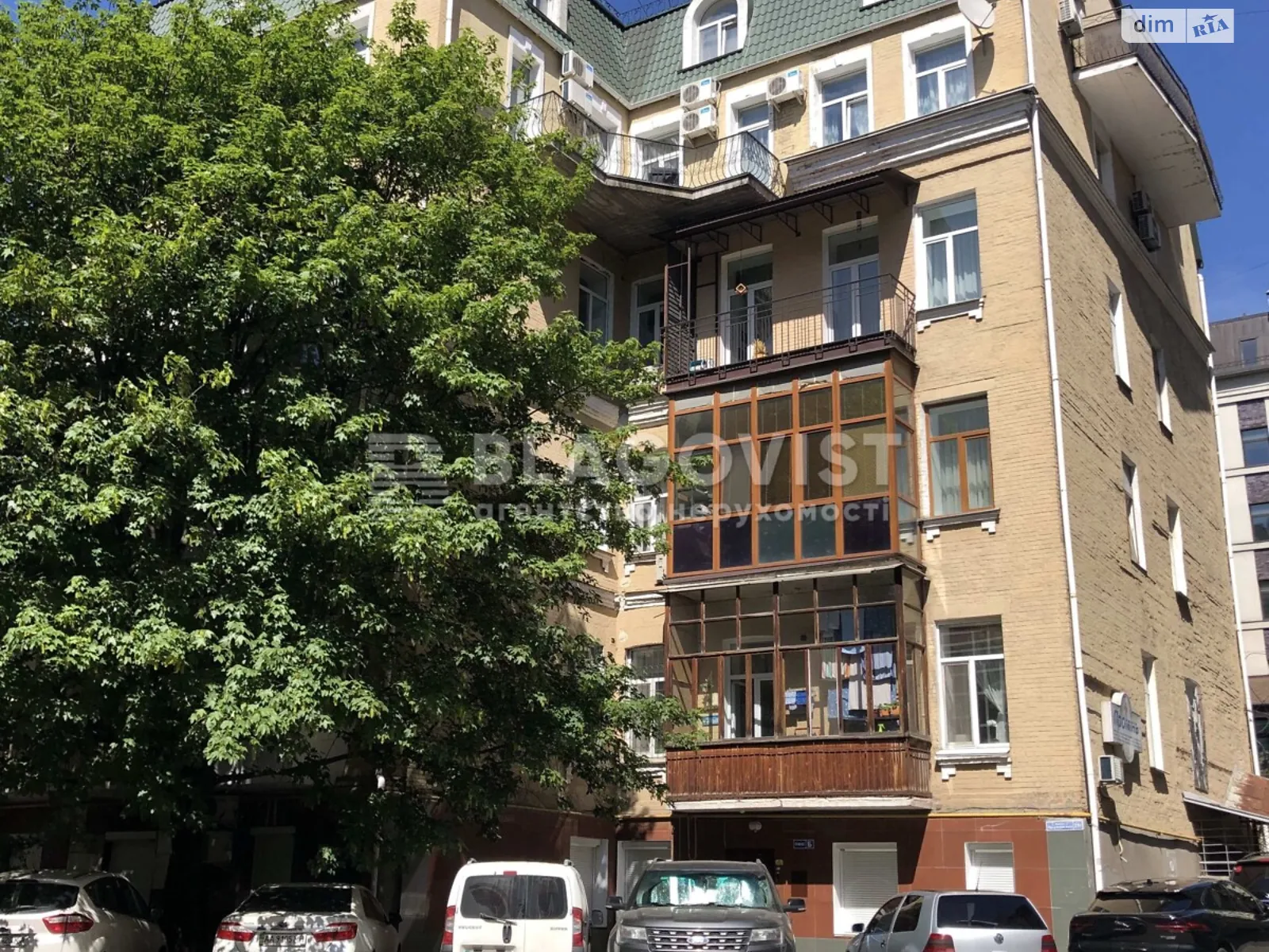 Продается 2-комнатная квартира 50 кв. м в Киеве, ул. Ярославов Вал, 21Г