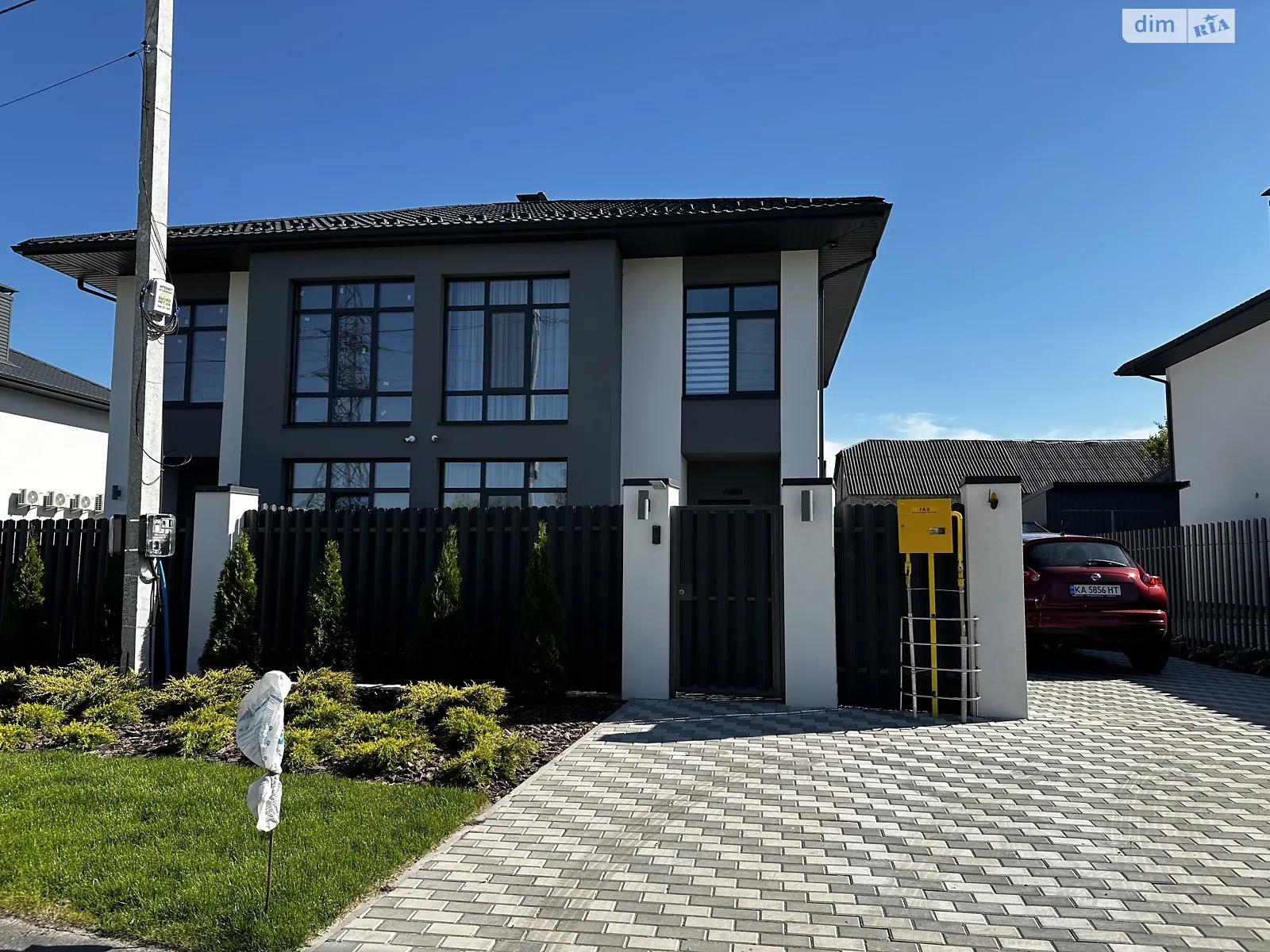 Сдается в аренду дом на 2 этажа 110 кв. м с камином, цена: 1500 $ - фото 1